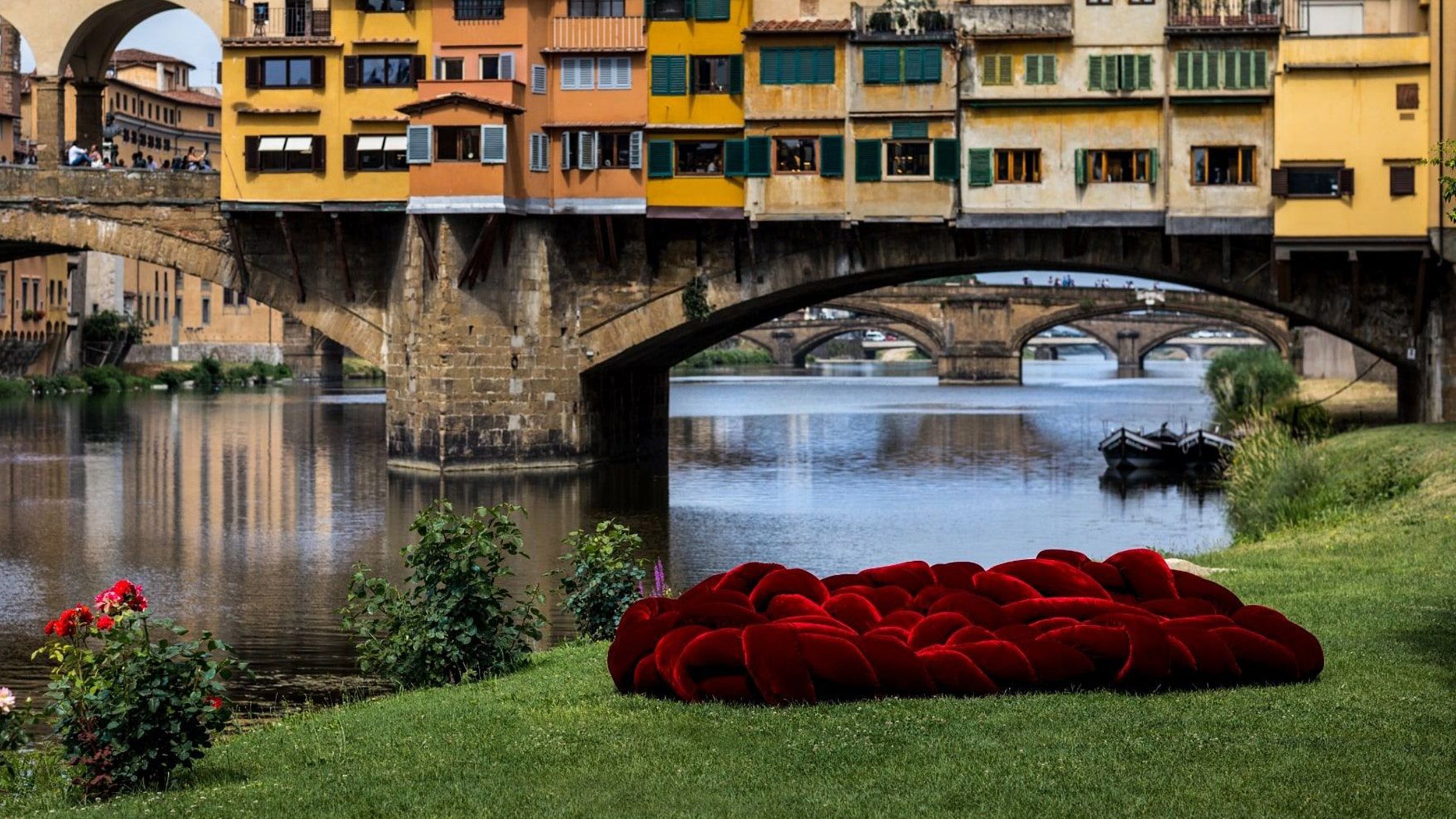 Desktop / Boa Sofa, designed by Fernando and Humberto Campana for Edra