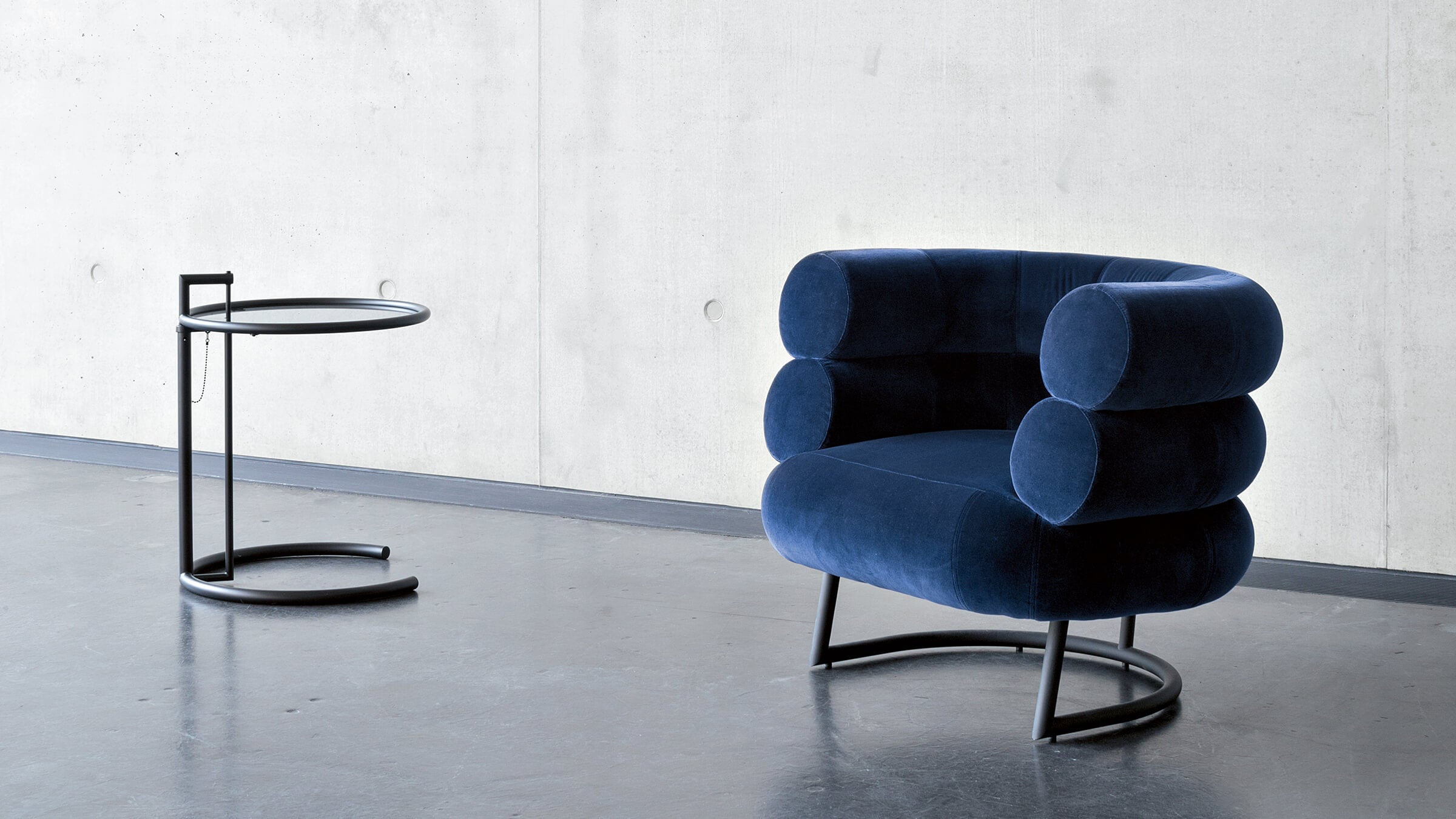 Desktop /  Bibendum, designed by Eileen Gray made by Classicon