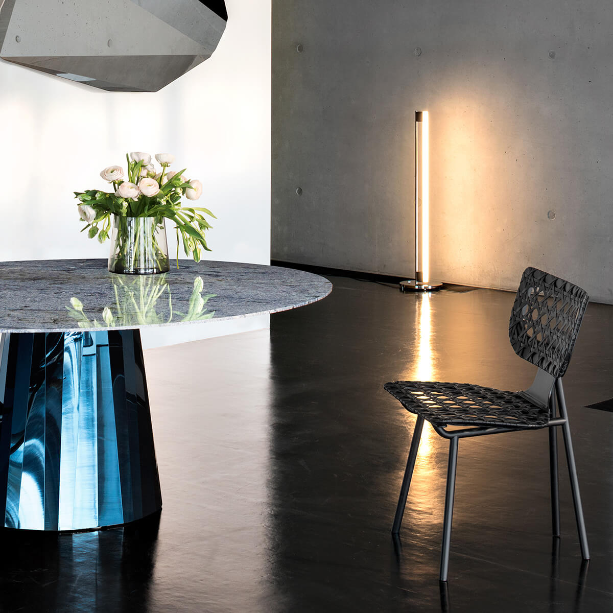 Mobile / BlackMenu / Tube Light Floor Lamp, designed by Eileen Gray