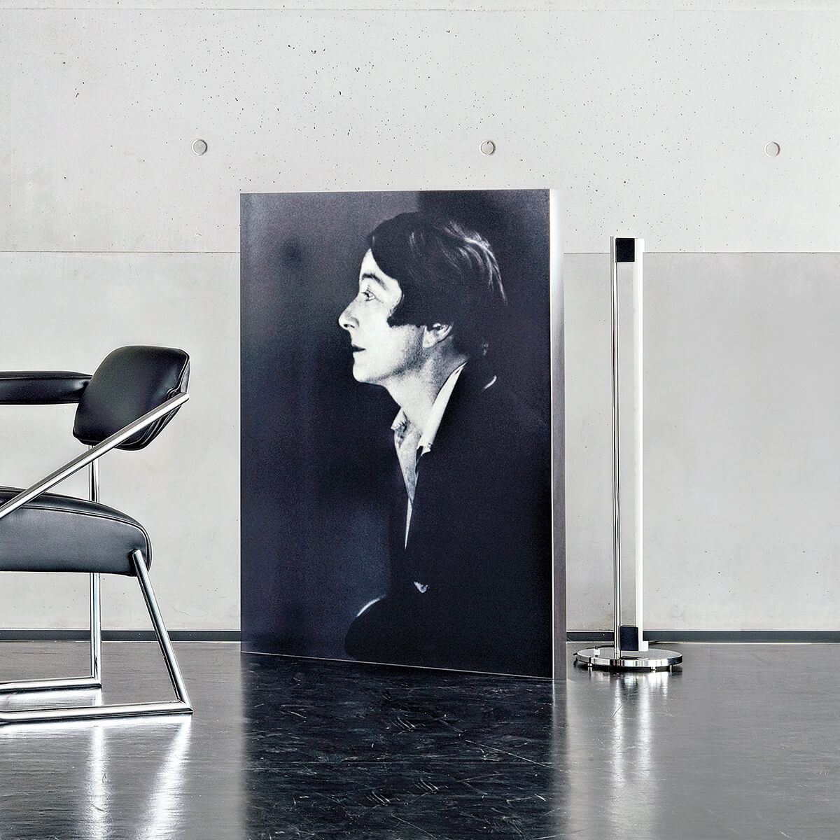 Mobile / BlackMenu / Tube Light Floor Lamp, designed by Eileen Gray