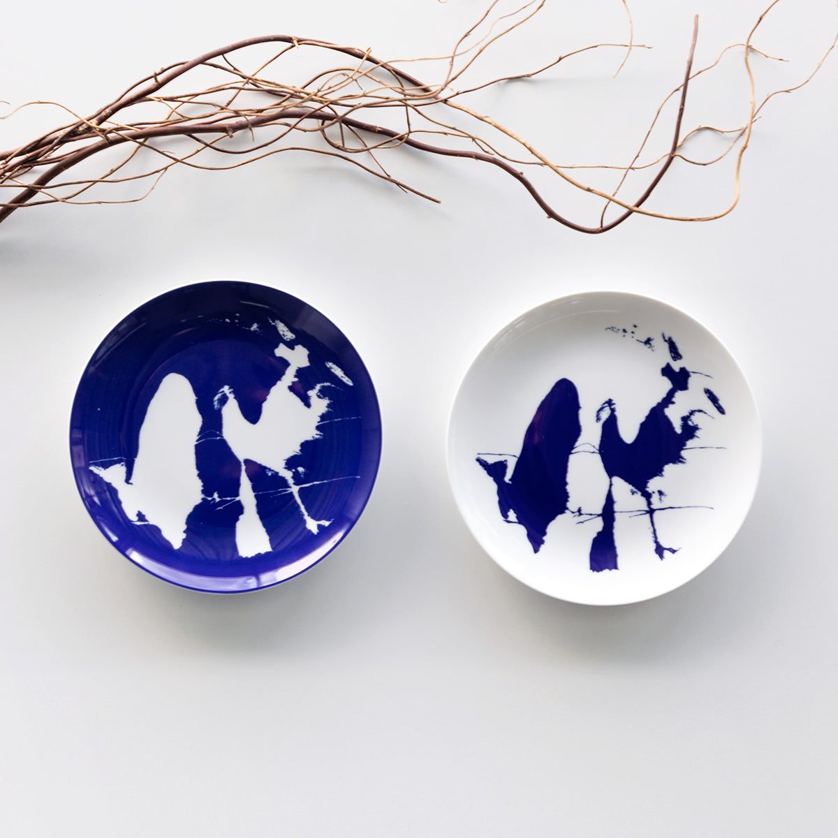 Mobile / Neige Set of 2 Dessert Plate, designed by Charlotte Perriand and made by Cassina