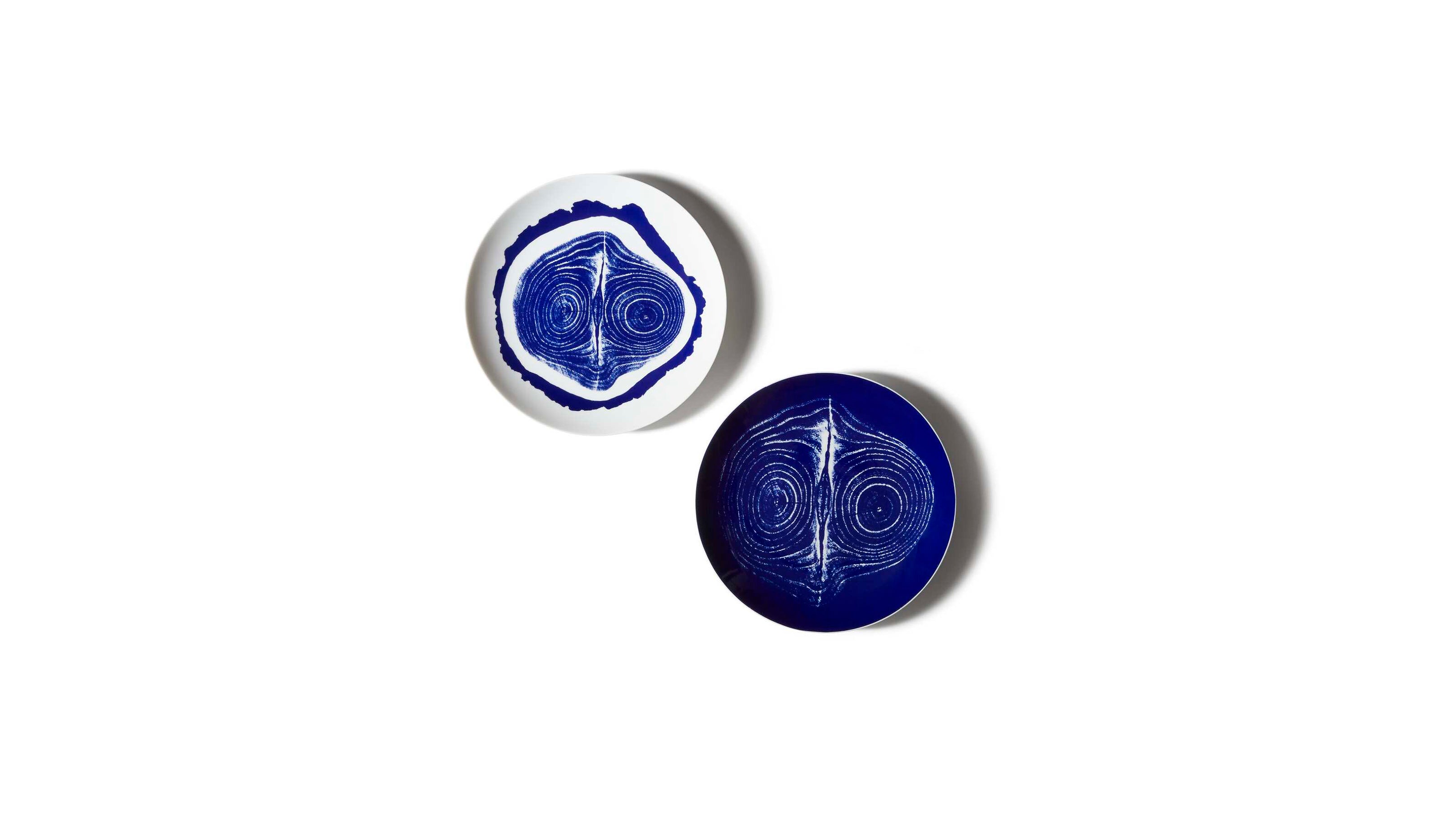 Desktop / Tronc Set of 2 Dessert Plates, designed by Charlotte Perriand and made by Cassina