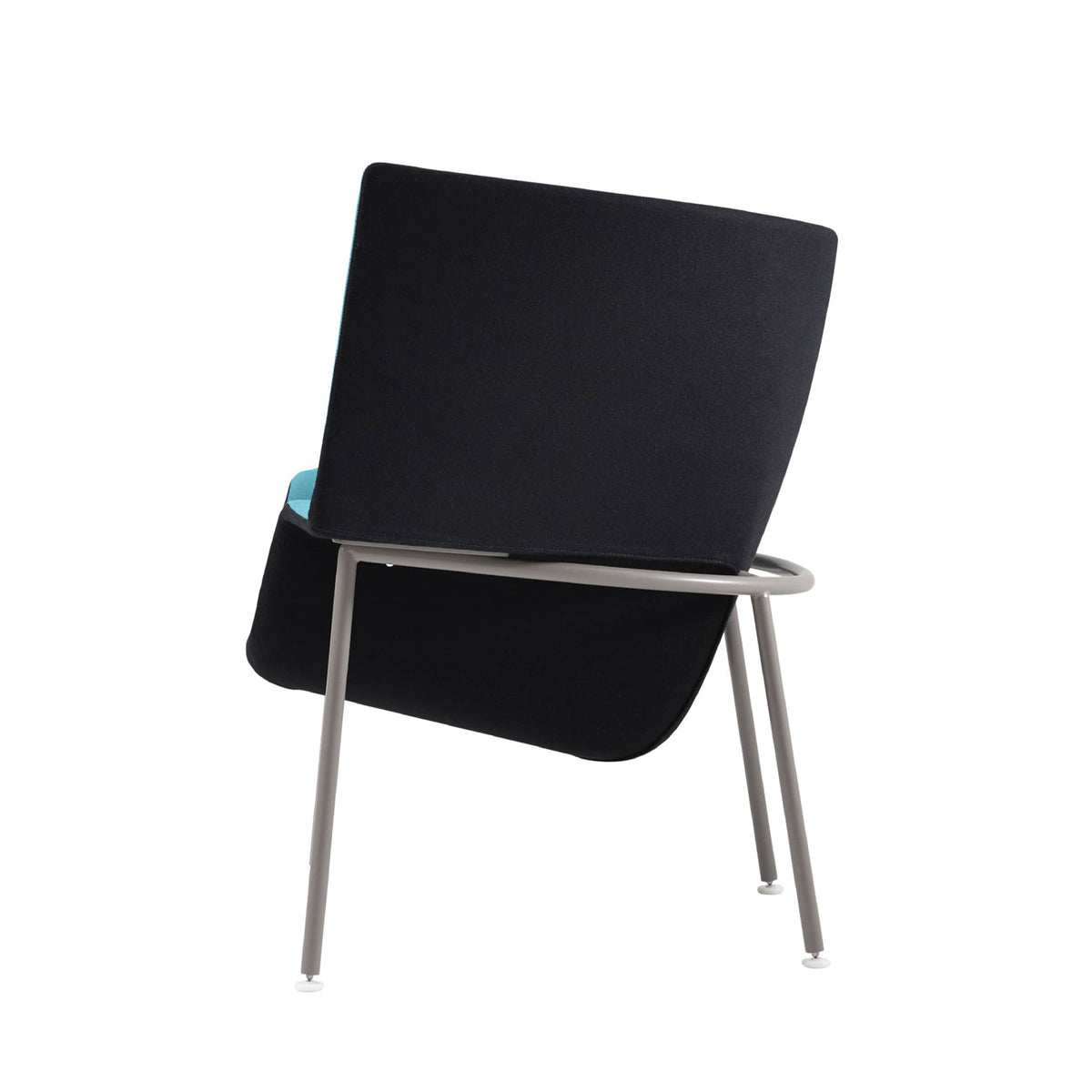 Cappellini Capo by Doshi Levien. A modern chair with a black curved backrest and blue cushioned seat on a silver metal frame.