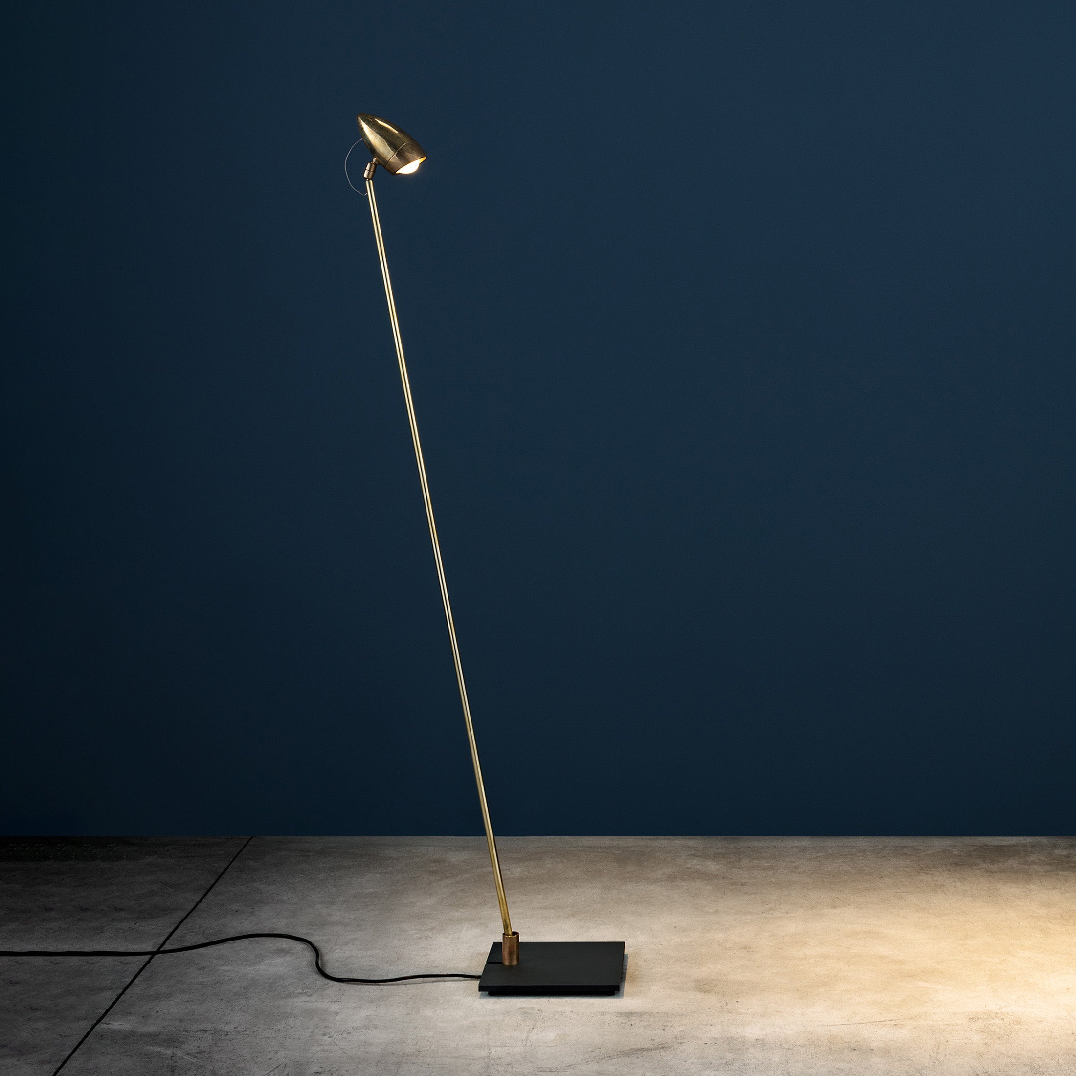 Mobile / CicloItalia Floor Lamp, by Catellani & Smith