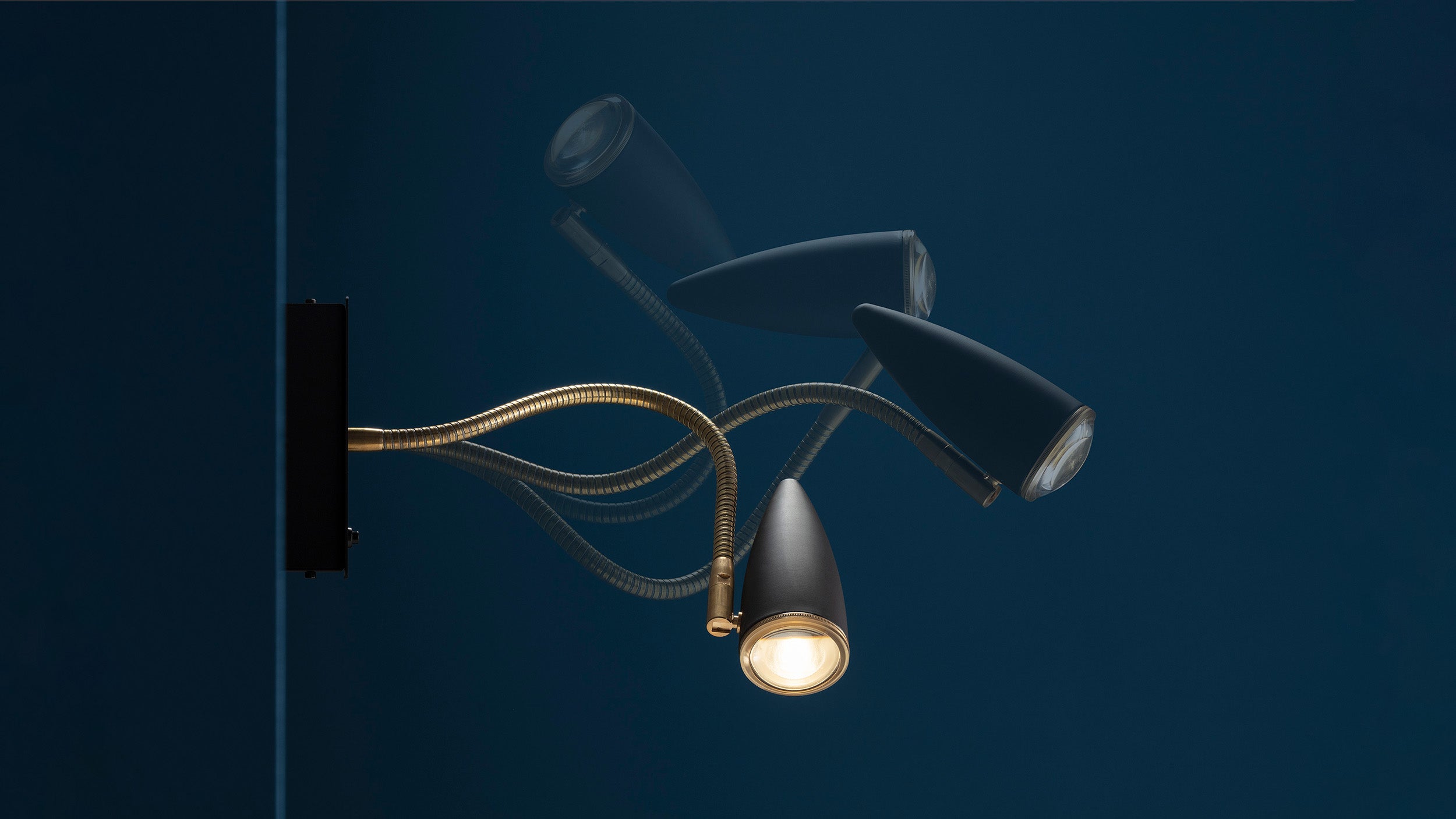 Desktop / CicloItalia Wall Lamp by Catellani & Smith