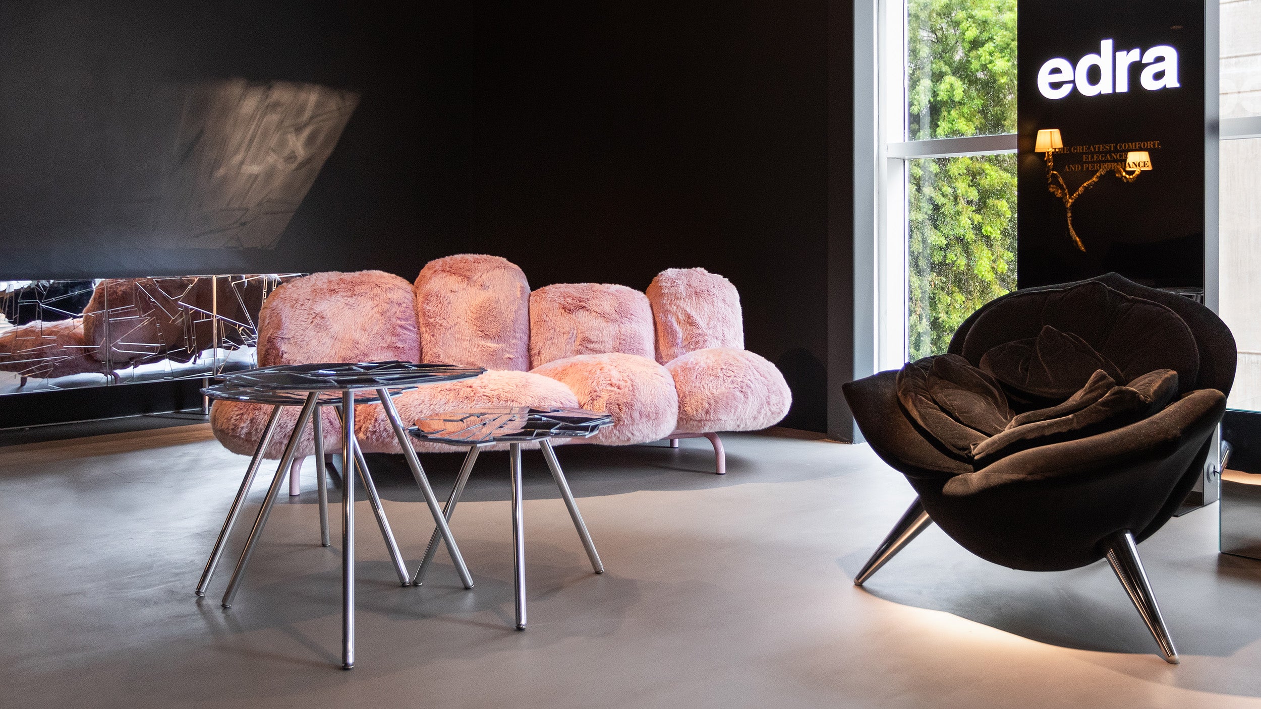 Desktop / Cipria Sofa, designed by Fernando and Humberto Campana for Edra
