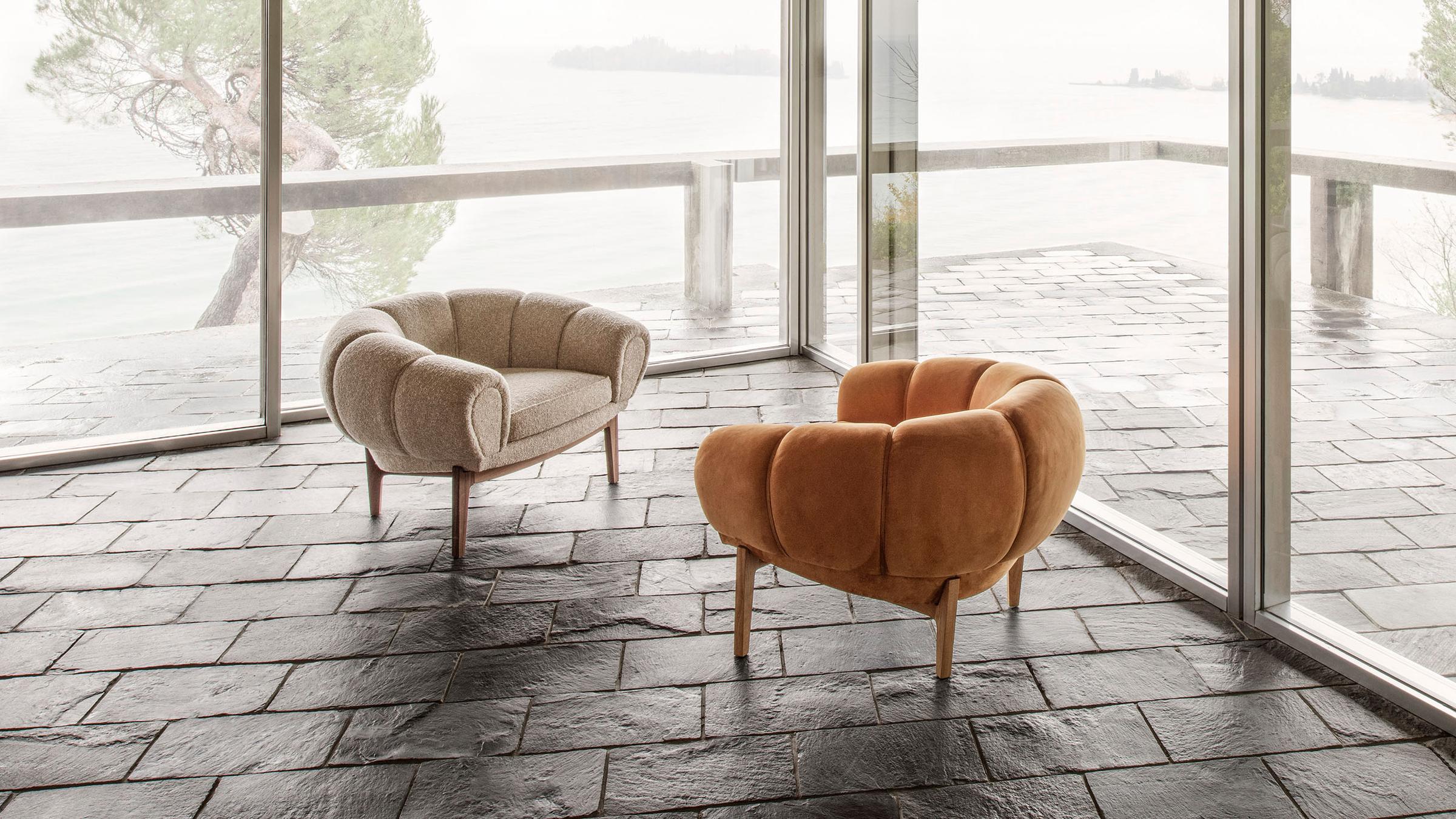 GUBI Lounge Chair Croissant Lounge Chair