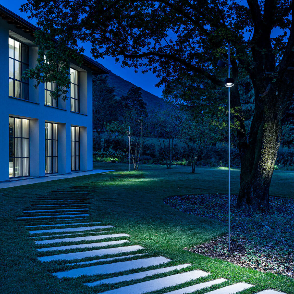 Mobile / WhiteMenu / Bubka, designed by Daniele Sprega