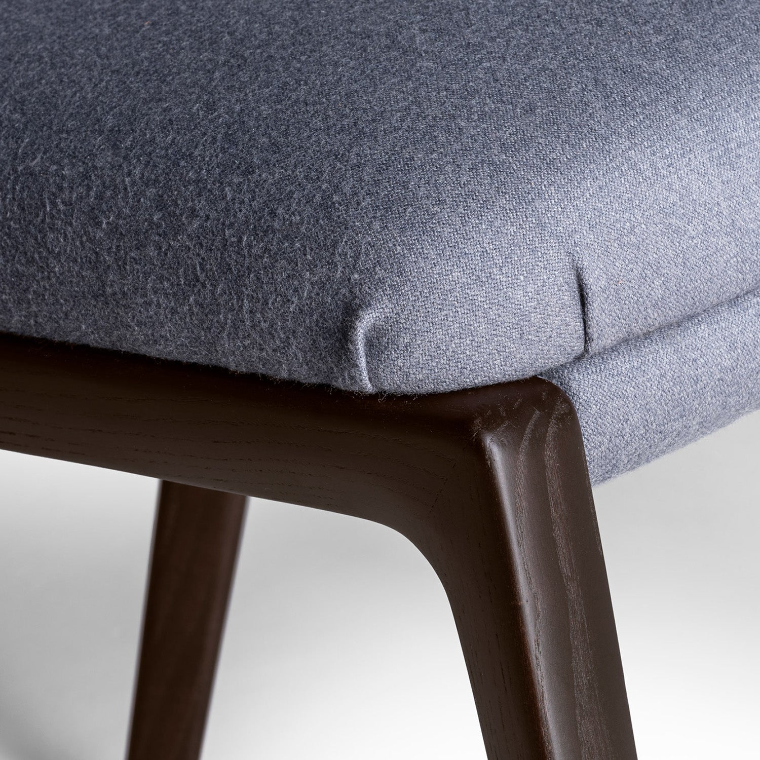 Mobile / DUO Small Armchair, designed by Roberto Lazzeroni for Ceccotti Collezioni