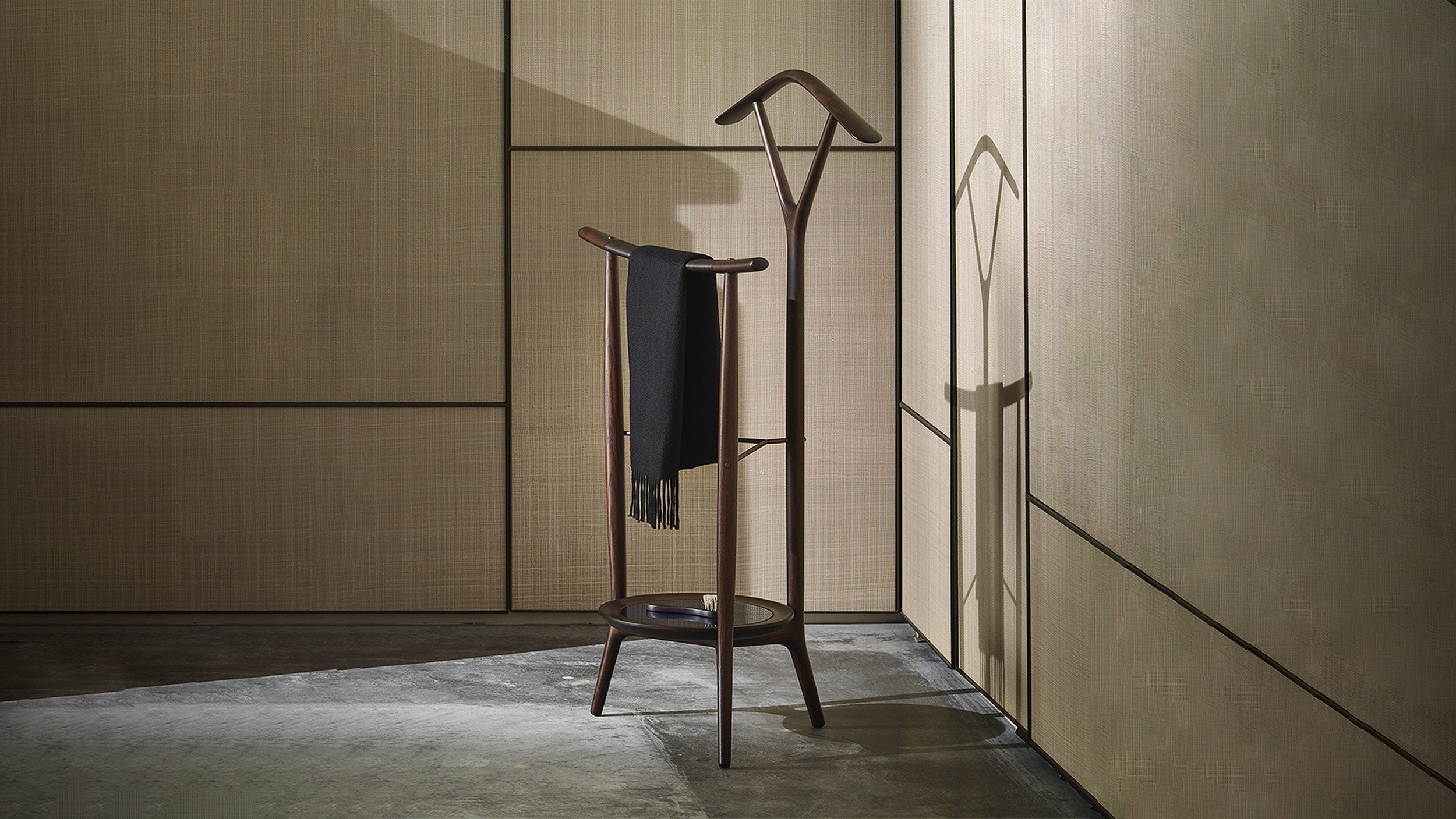 Desktop / DUO Valet Stand, designed by Roberto Lazzeroni for Ceccotti Collezioni