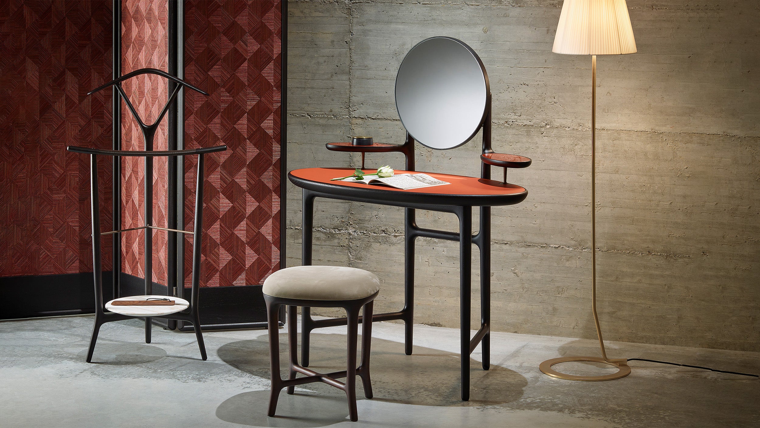 Desktop / DUO Vanity, designed by Roberto Lazzeroni for Ceccotti Collezioni