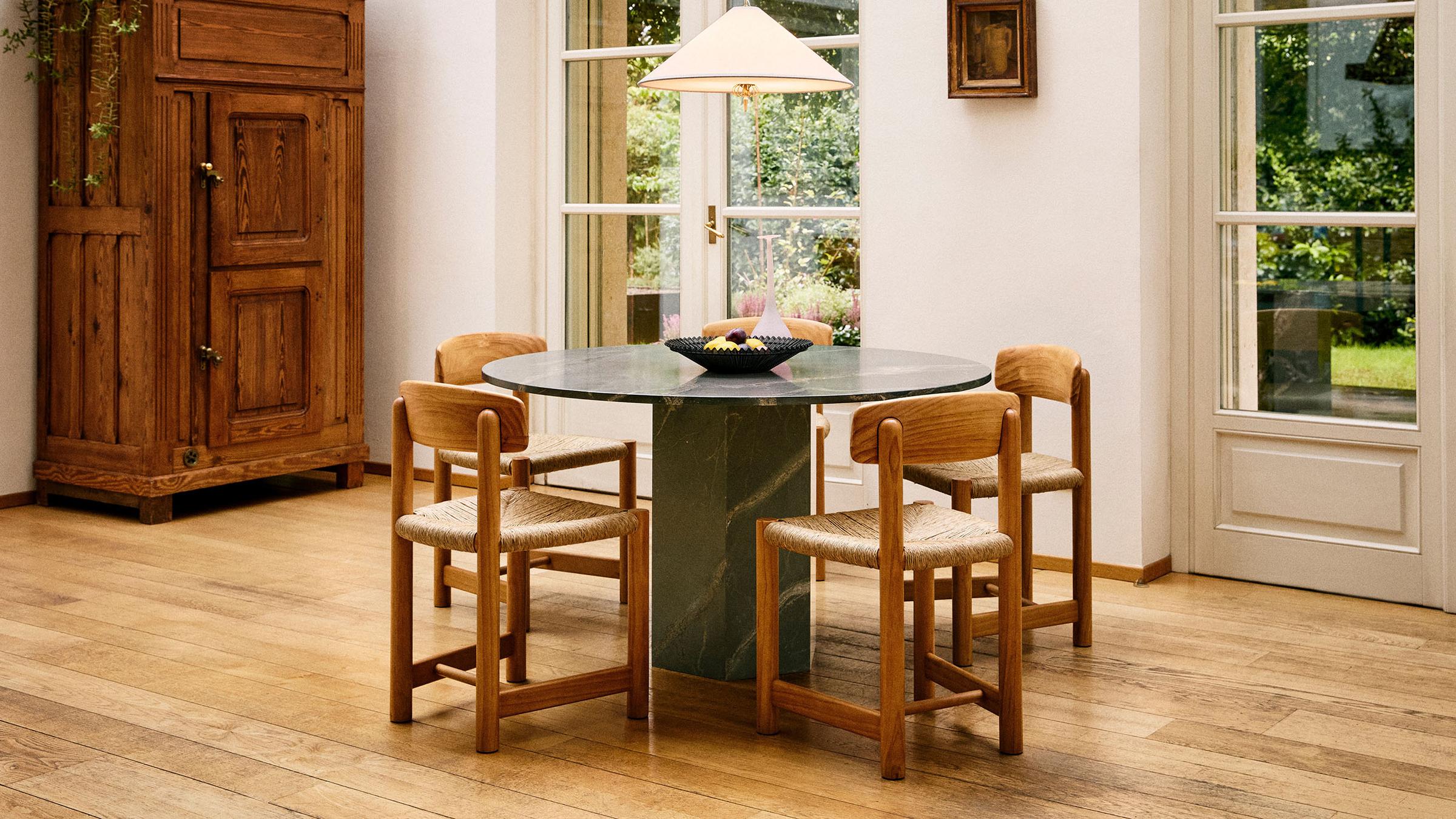 GUBI Chair Daumiller Side Chair