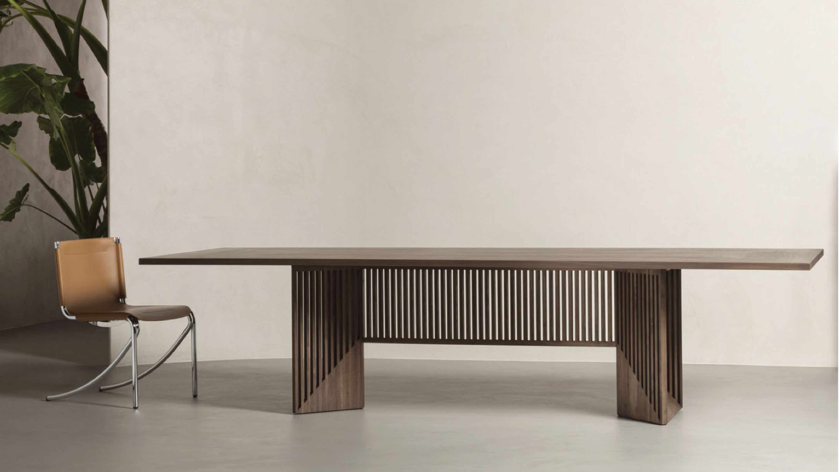 Desktop / WhiteMenu / Maestro Table, designed by Gianfranco-Frattini2