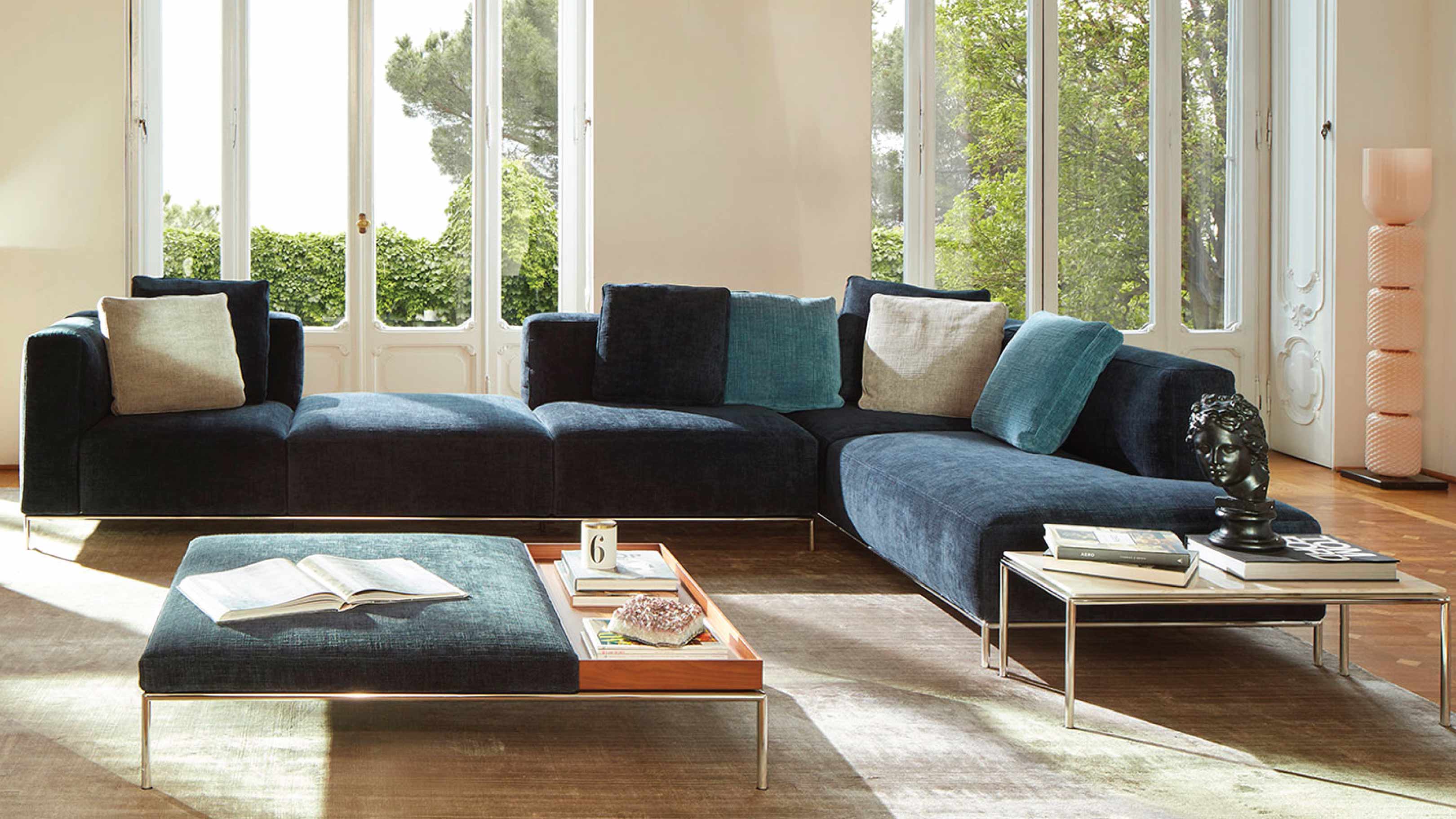 Desktop / WhiteMenu / Mex-Hi-Table, designed by Piero-Lissoni made by Cassina