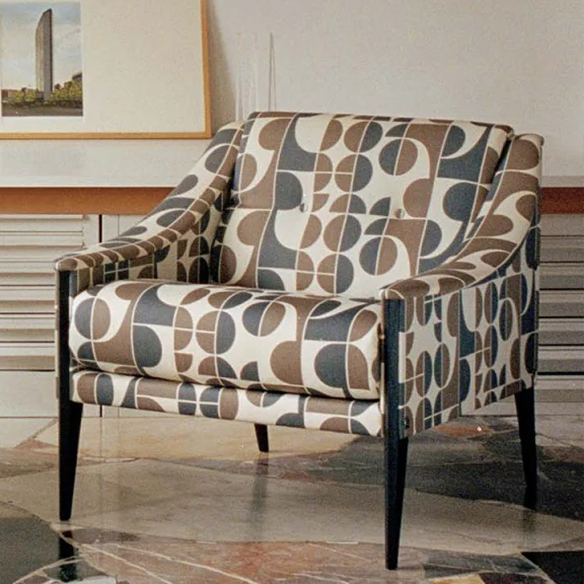 Mobile / Dezza 24 Armchair, designed by Gio Ponti for Poltrona Frau