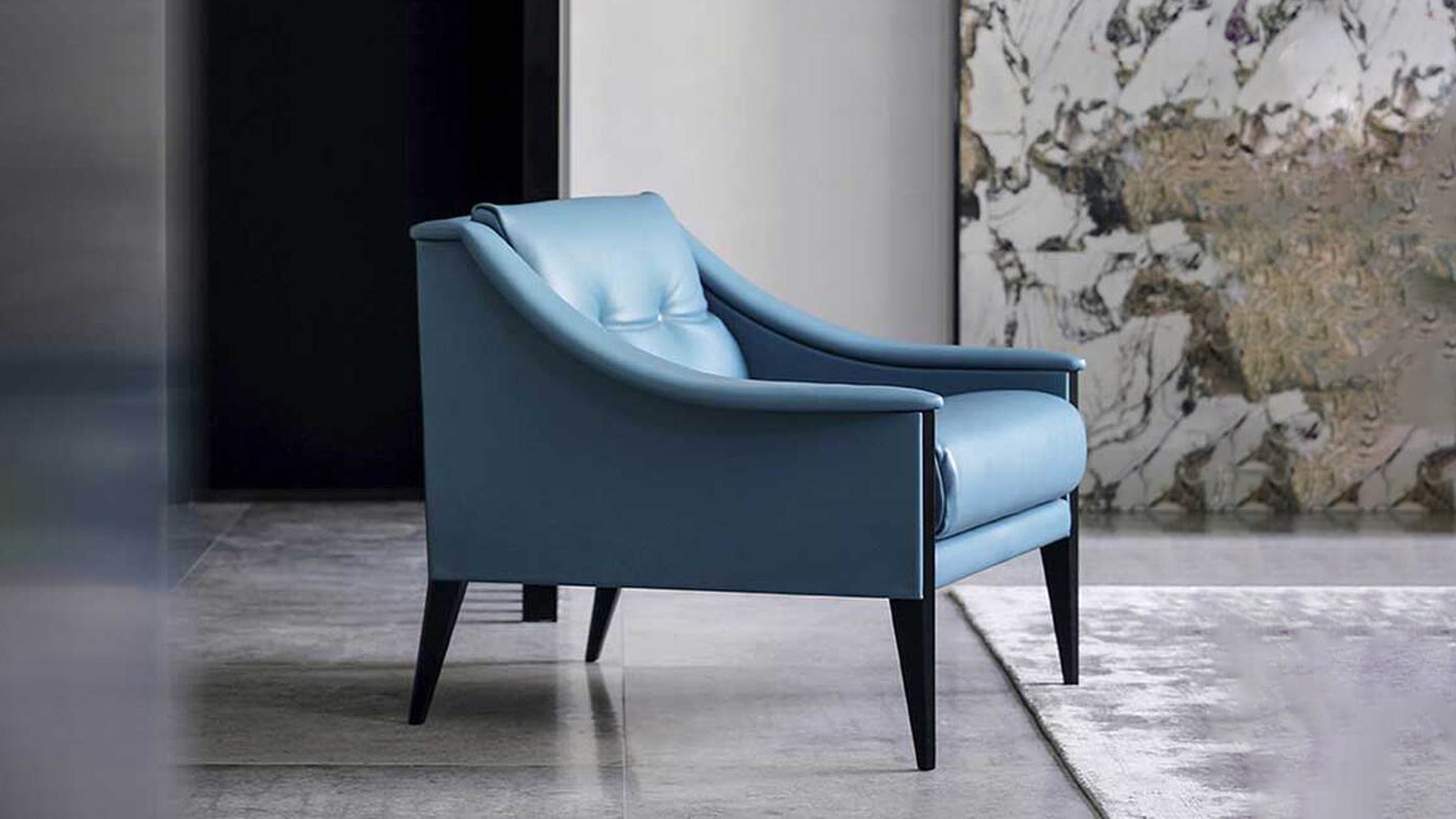 Desktop / Dezza 24 Armchair, designed by Gio Ponti for Poltrona Frau