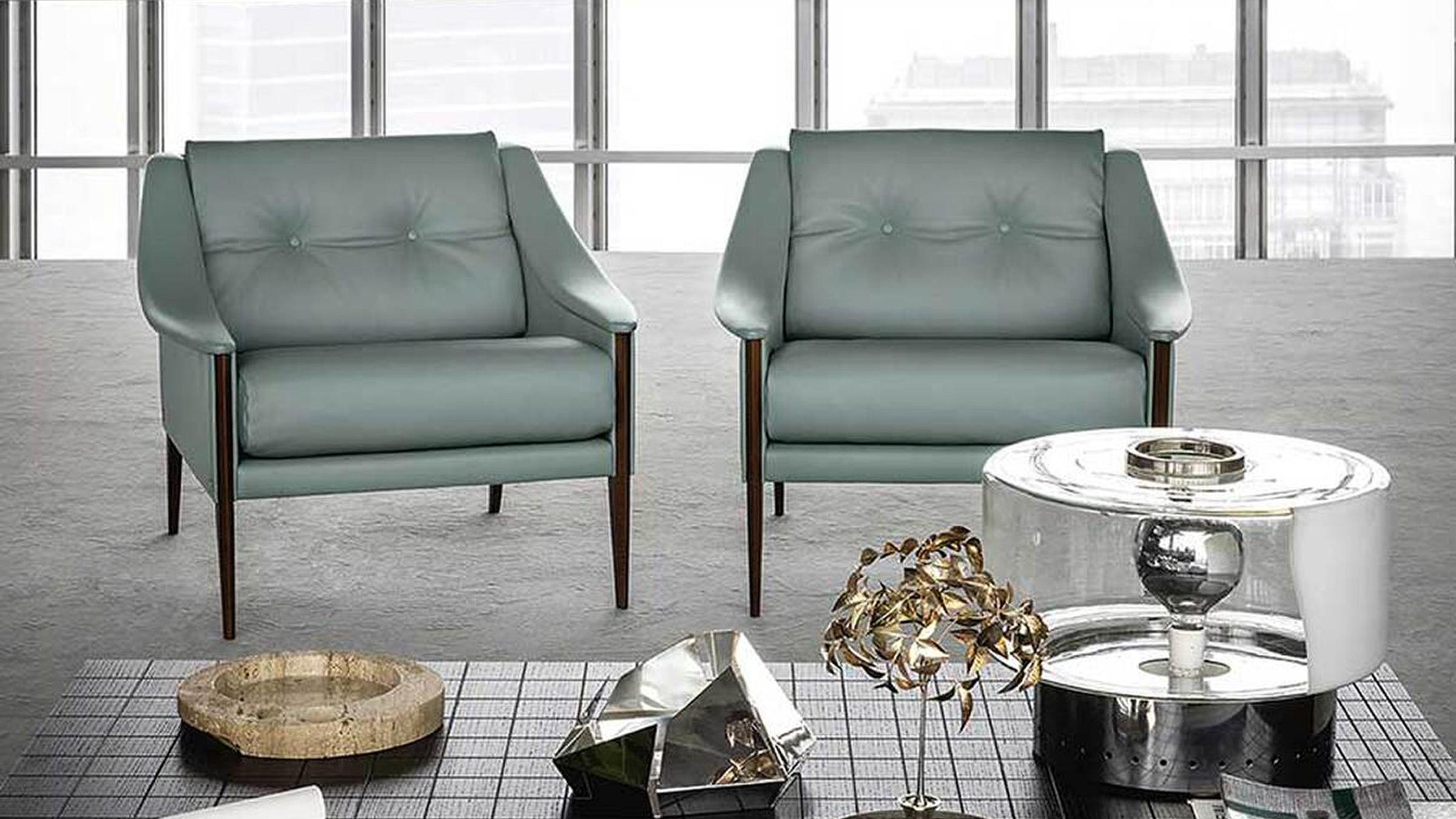 Poltrona Frau Armchair Dezza 24 Armchair