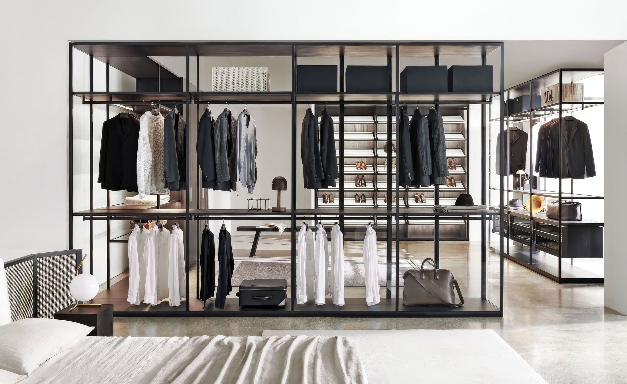 Dressing room - Storage Closet by Porro