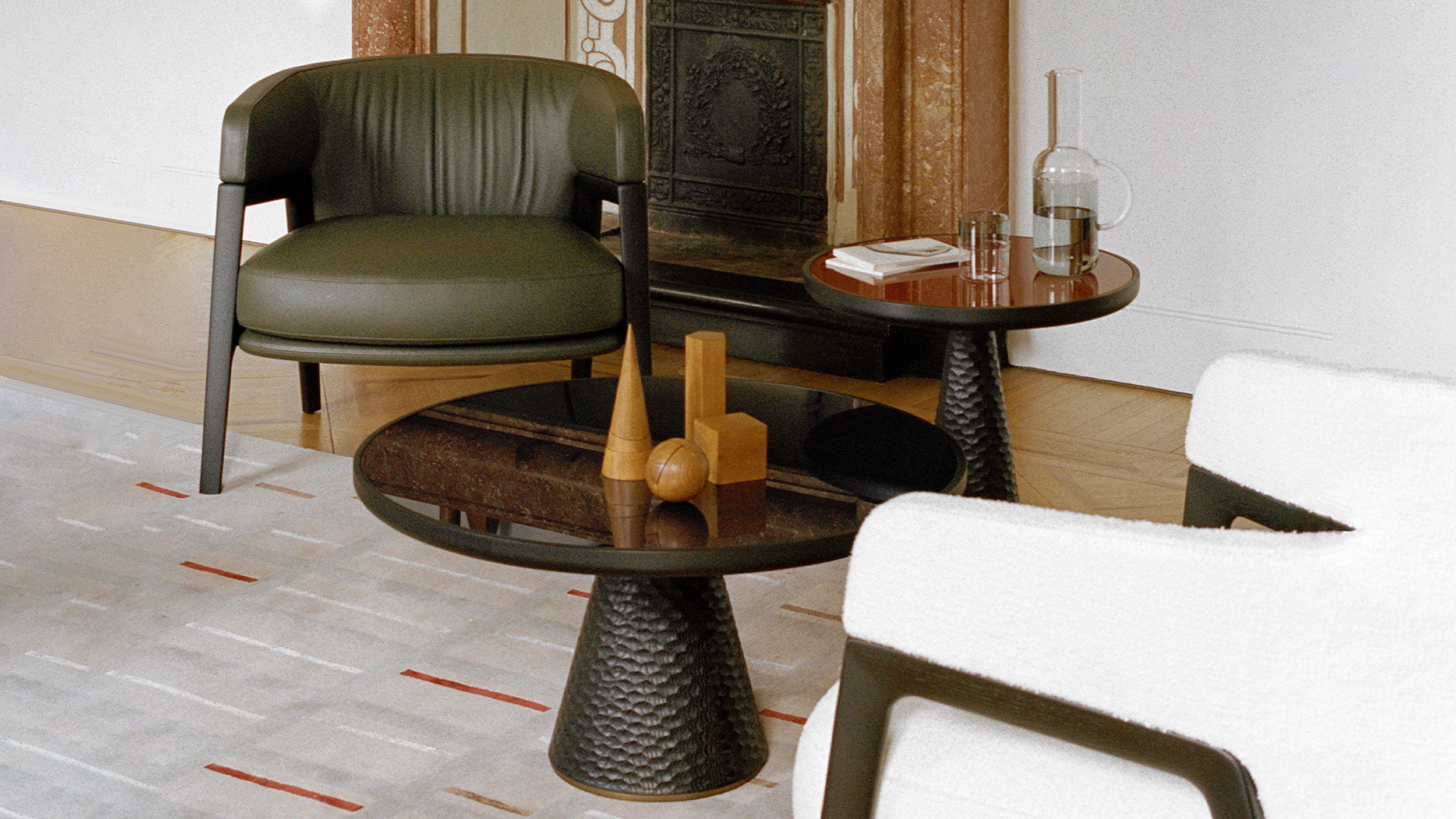 Desktop / DUO Pedestal Table, designed by Roberto Lazzeroni for Ceccotti Collezioni