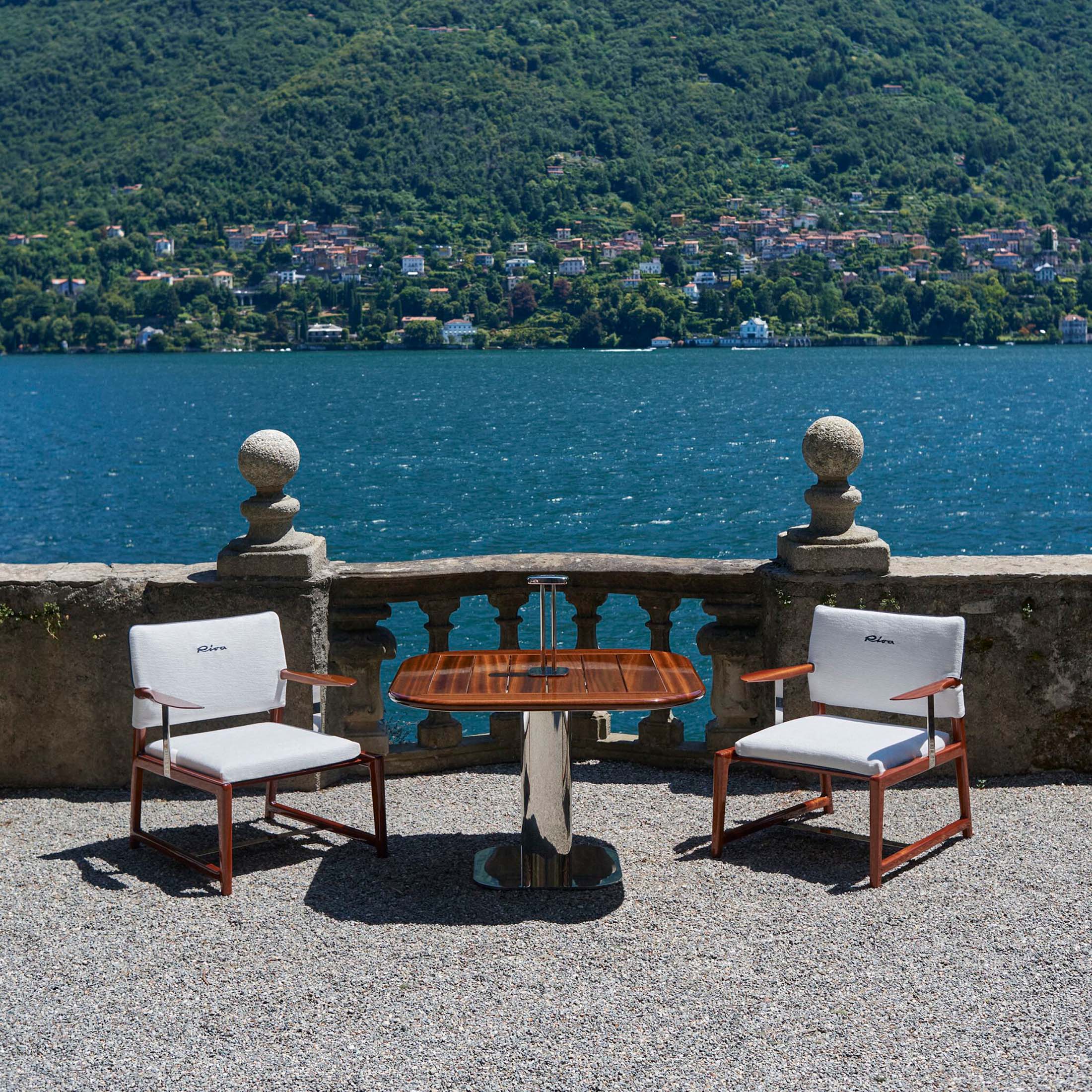 Mobile / EXTETA x RIVA Armchair
