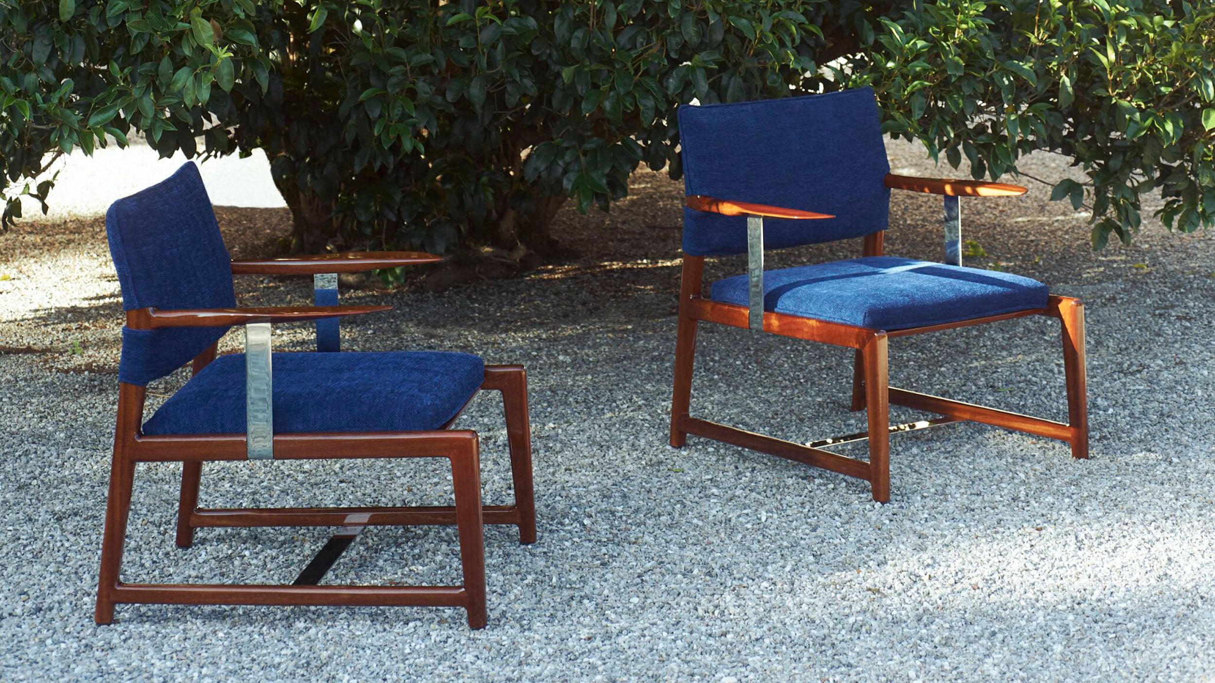 Desktop / EXTETA x RIVA Armchair