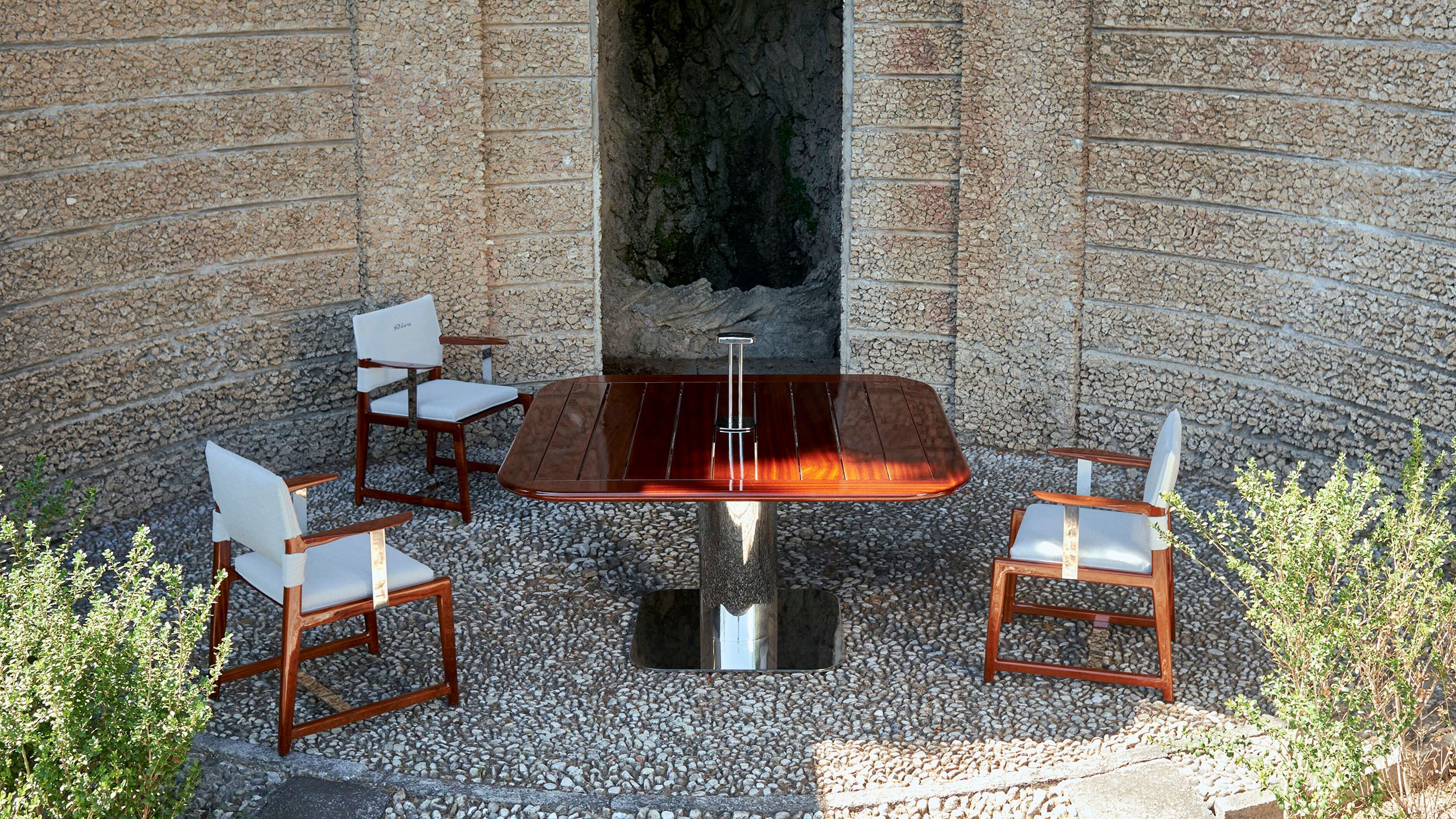 Desktop / EXTETA x RIVA Chair