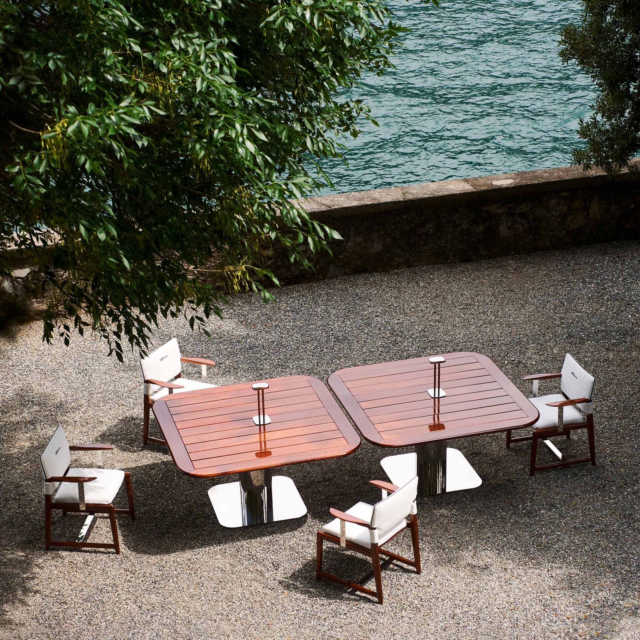 Mobile / EXTETA x RIVA Chair