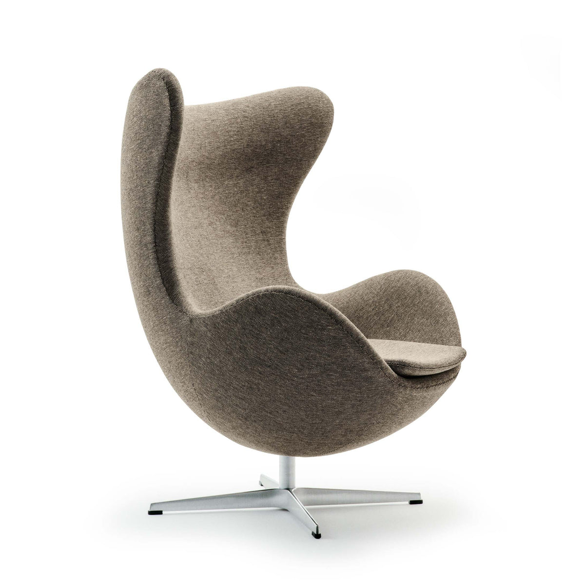 Fritz Hansen Egg™ Chair - 3316 by Arne Jacobsen. A gray upholstered chair with curved wings sits on a metal base.