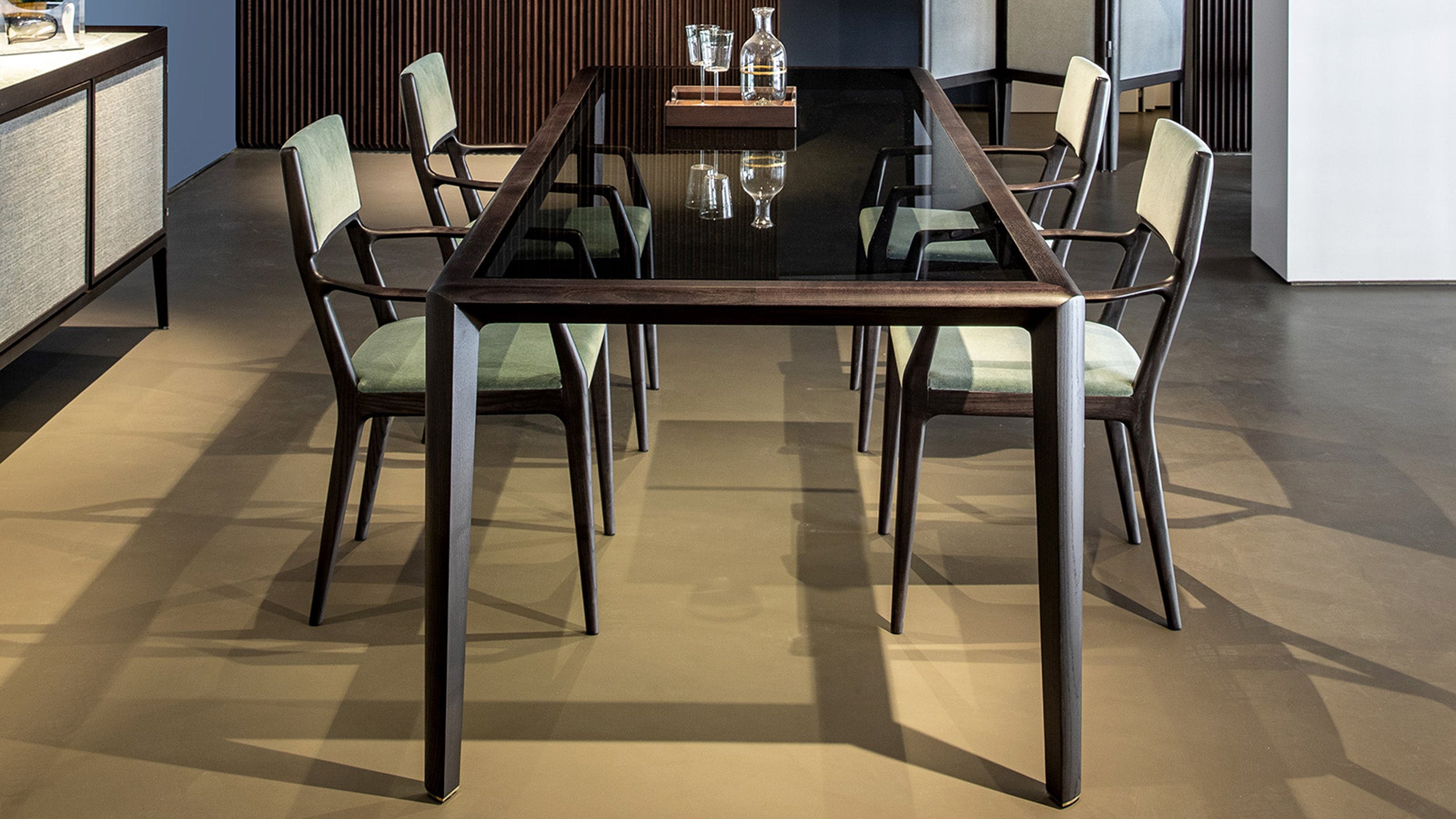 Desktop / Evenmore, designed by Roberto Lazzeroni for Ceccotti Collezioni