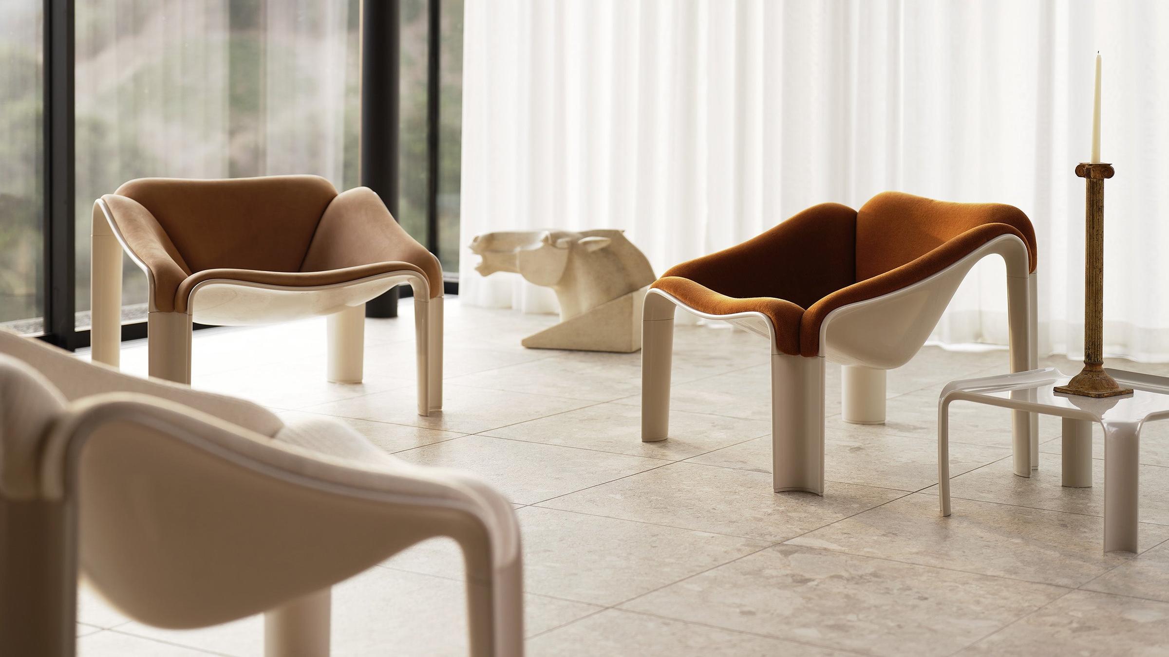 GUBI Lounge Chair F300 Lounge Chair