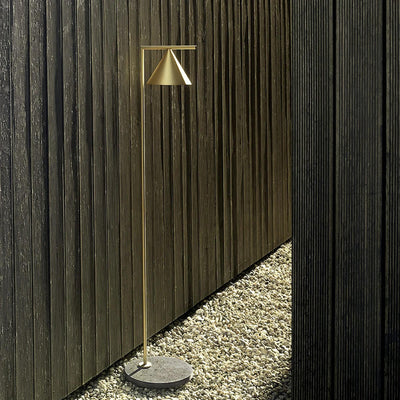 Mobile / WhiteMenu / Captain Flint, designed by Michael Anastassiades made by Flos