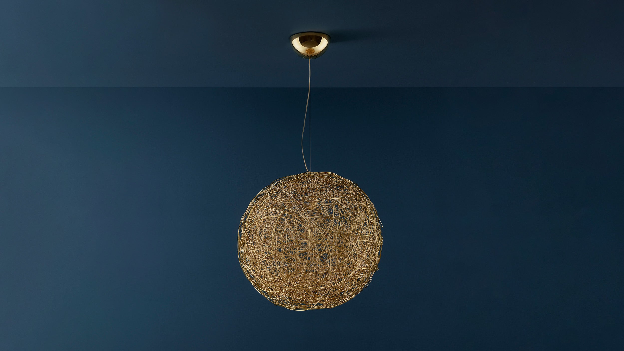 Desktop / Fil de Fer Pendant Lamp, by Catellani & Smith