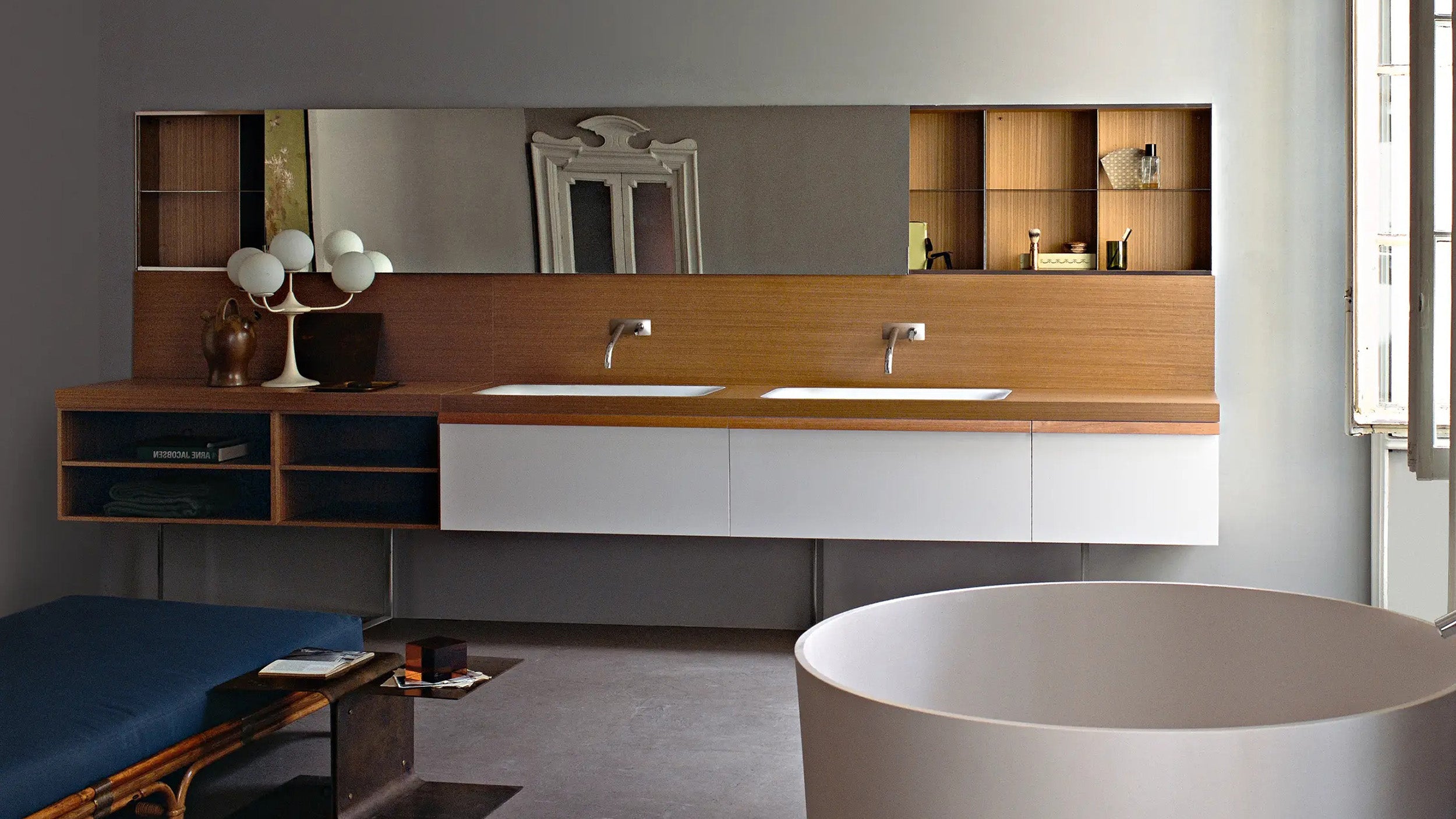 Desktop / Flat X, designed by Benedini Associati for Agape