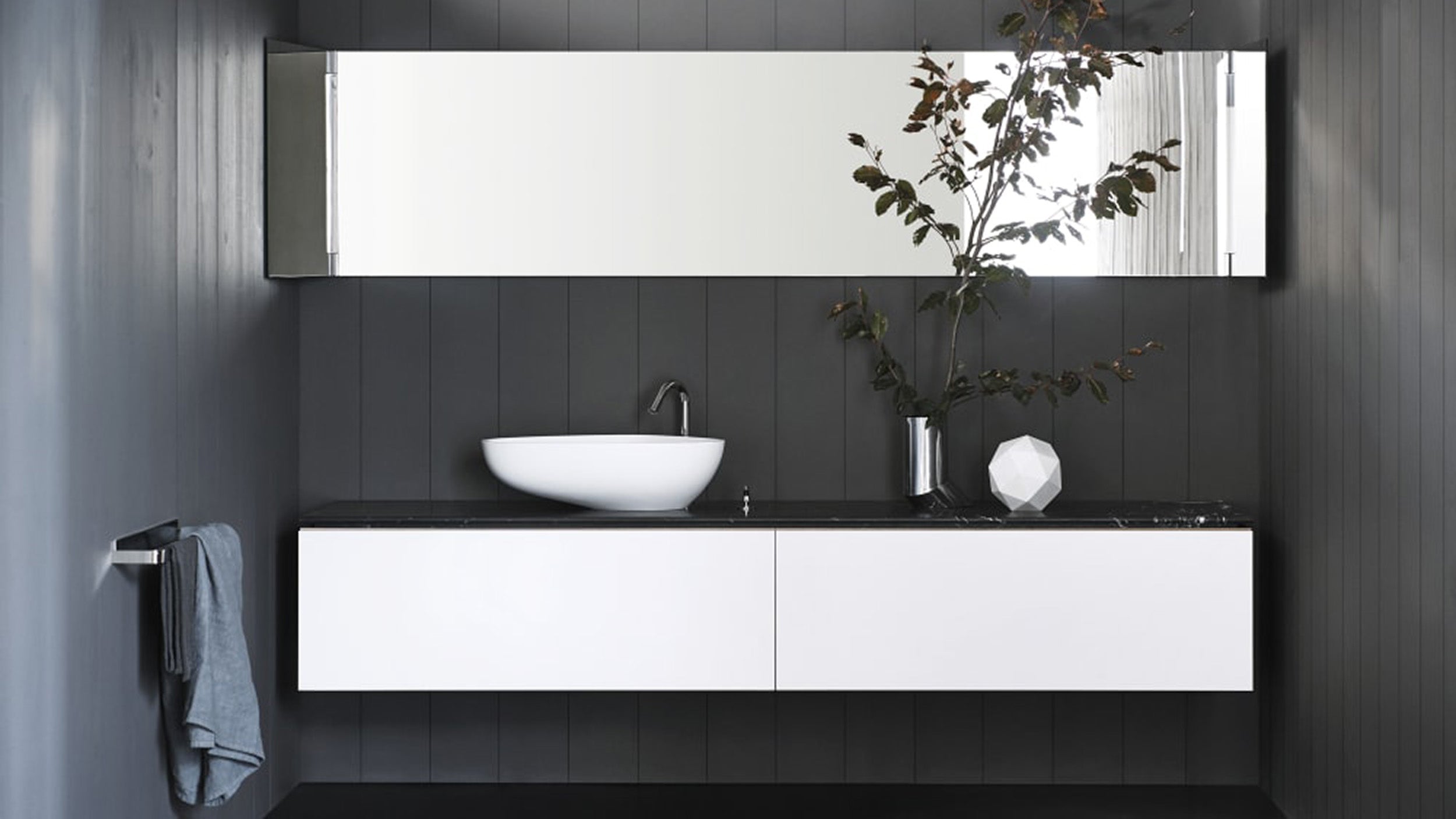 Desktop / Flat X, designed by Benedini Associati for Agape