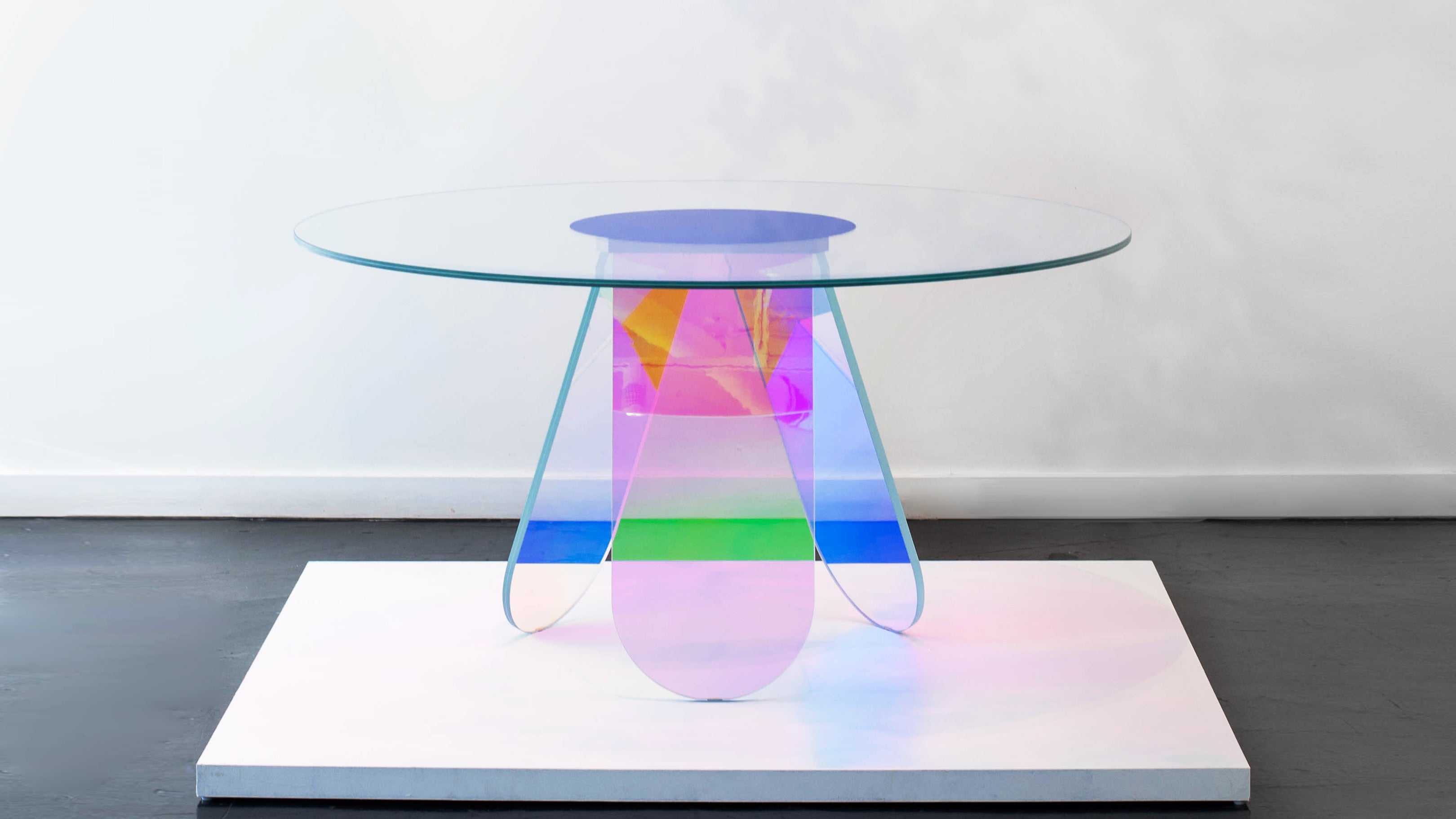Desktop / BlackMenu / Shimmer Side Table designed by Patricia Urquiola