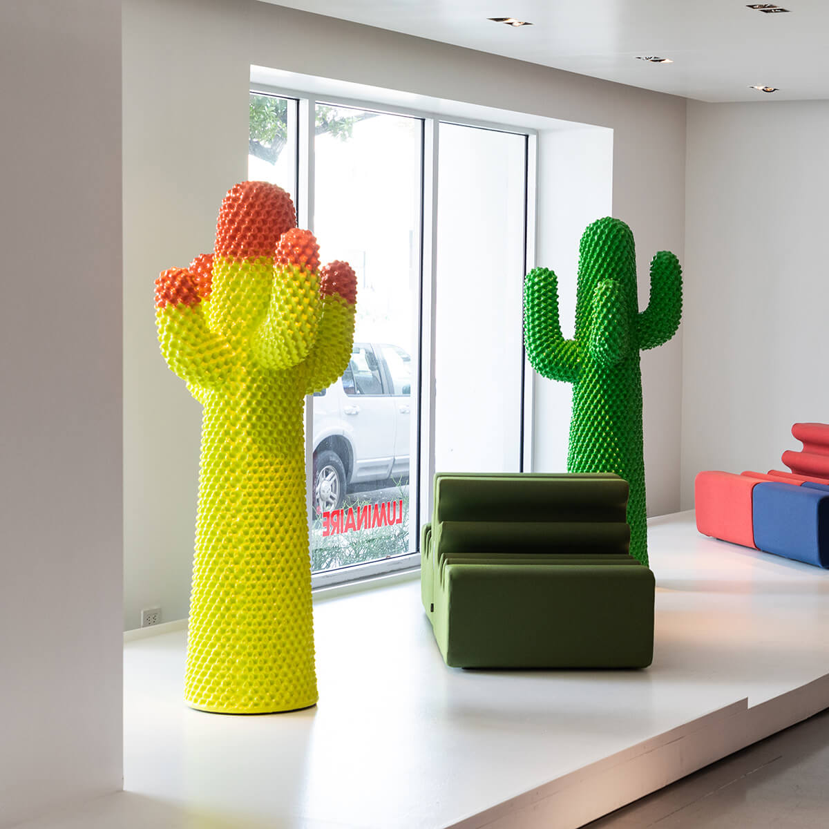 Mobile / BlackMenu / Cactus, designed by Guido Drocco and Franco Mello