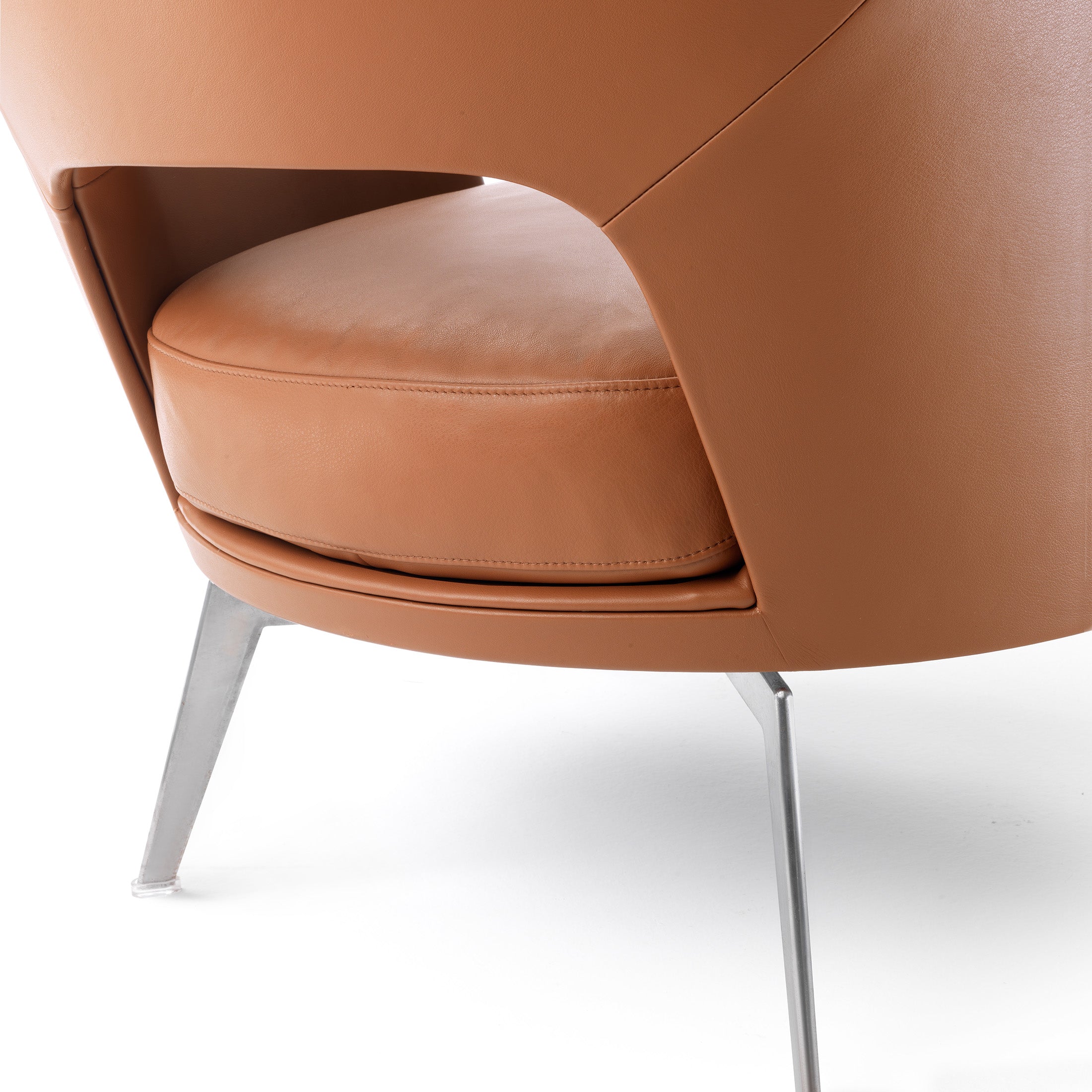 Mobile / Gatsby Armchair, designed by Antonio Citterio for Flexform