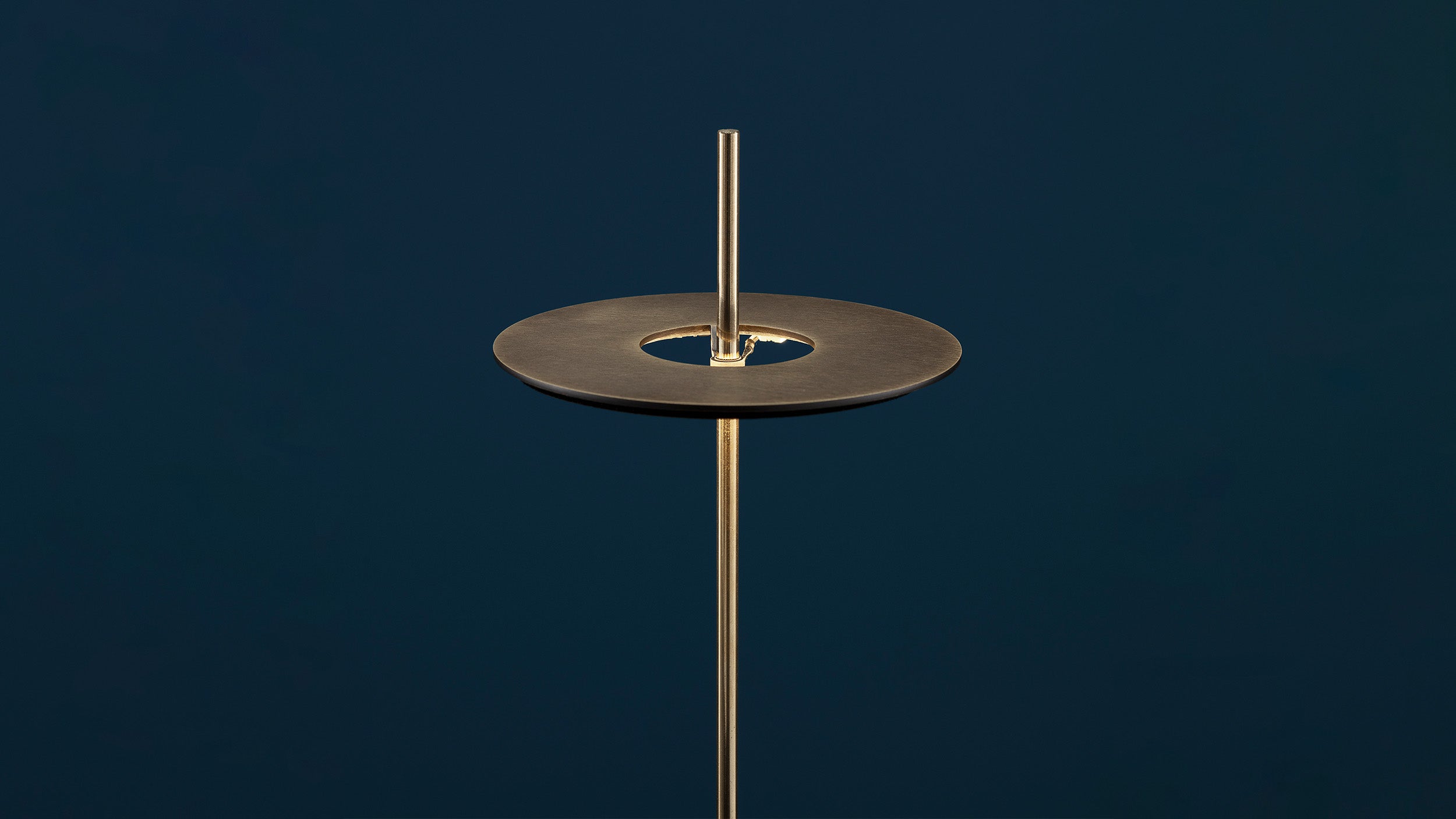 Desktop / Giulietta BE Floor Lamp, by Catellani & Smith
