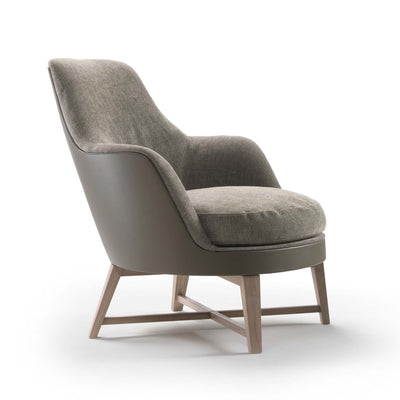 Mobile / Guscio Armchair, designed by Antonio Citterio for Flexform