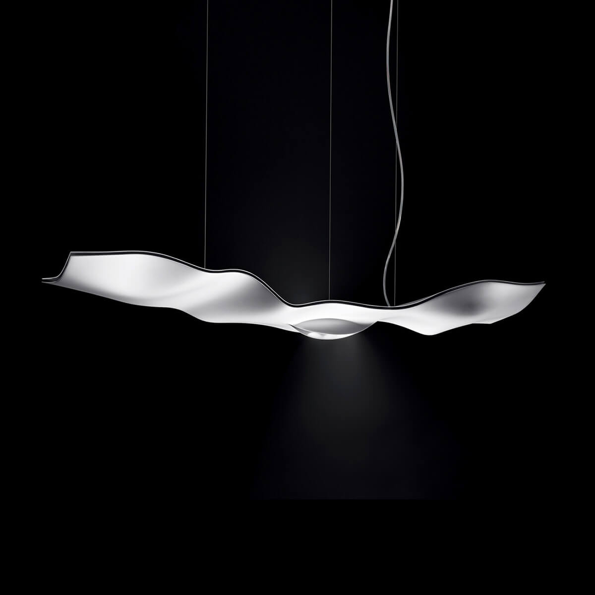 White / Mobile / WhiteMenu / Luce Volante, designed by Ingo Maurer