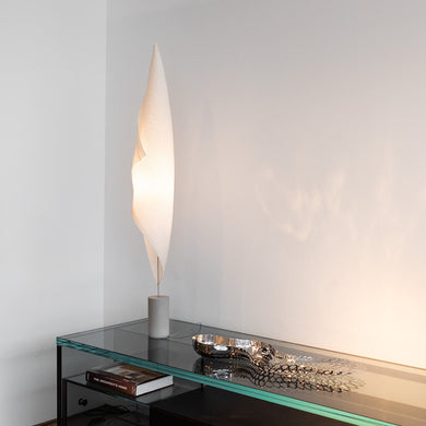 Small / Mobile / WhiteMenu / Wo-Tum-Bu Floor Lamp