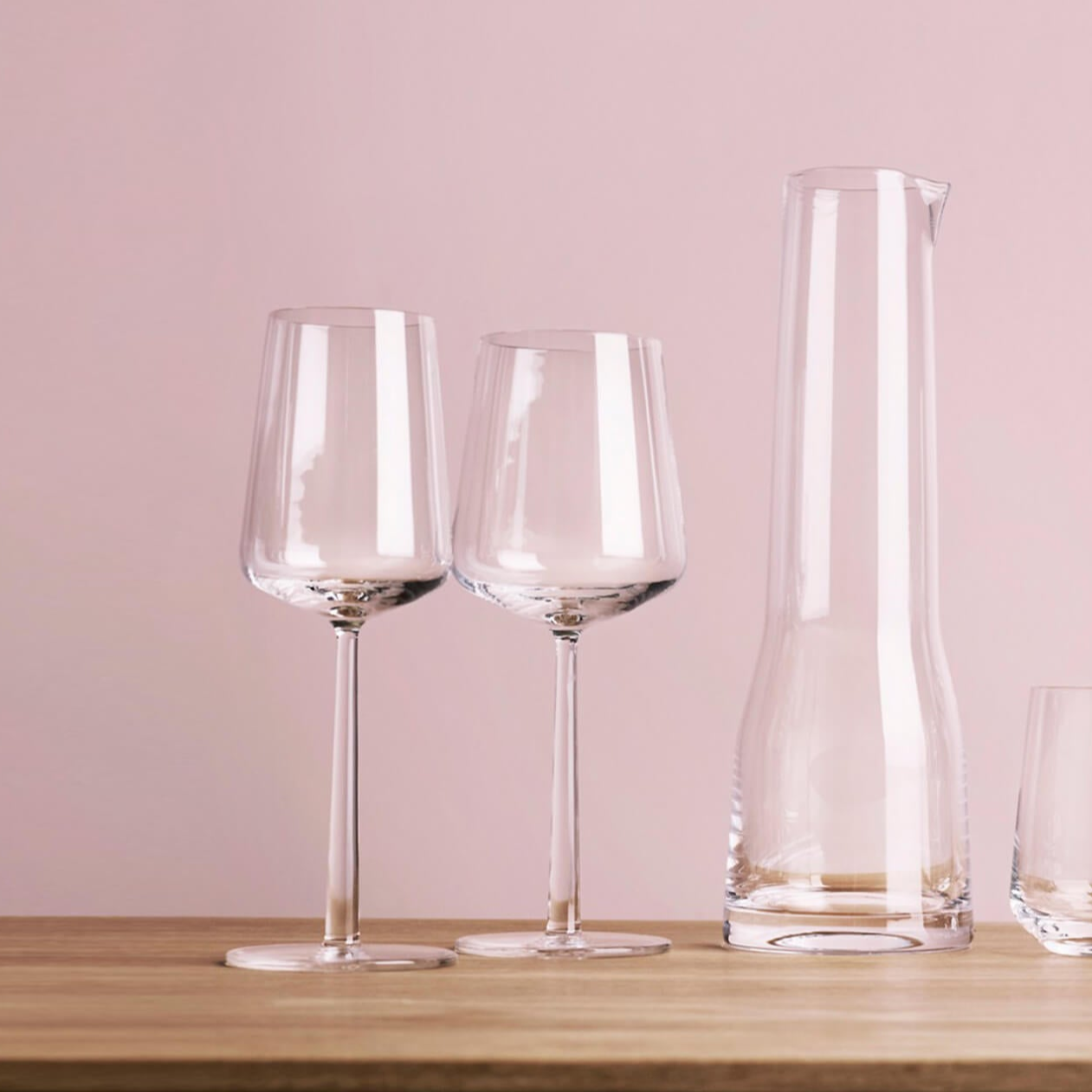Red Wine (Set of 2) / Mobile / BlackMenu / Essence Glassware, designed by Alfredo Häberli