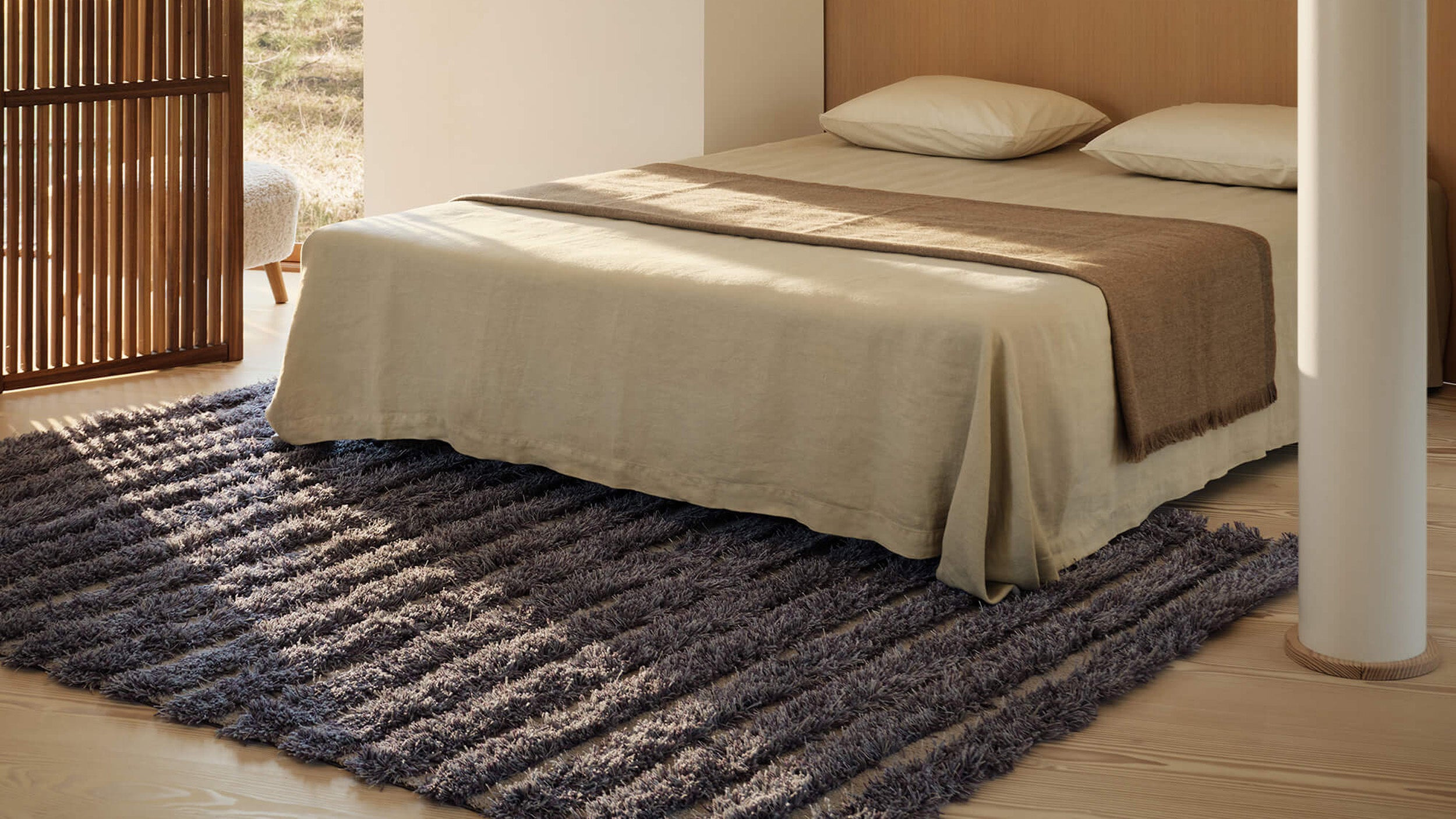 Desktop / Ines Reed 630 Dry Lavender, designed by Kasthall Design Studio for Kasthall