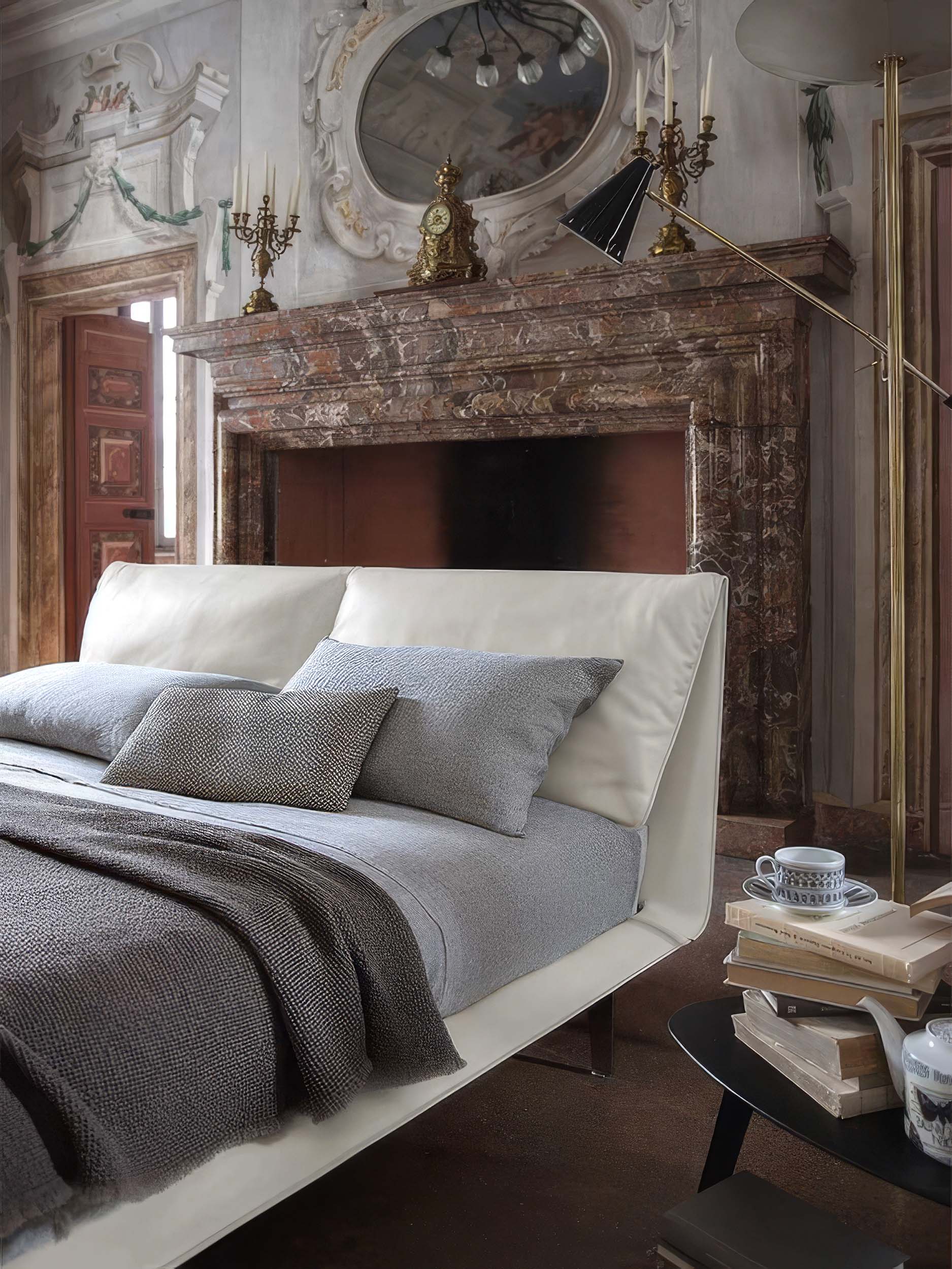 Poltrona Frau Bed John-John Bed