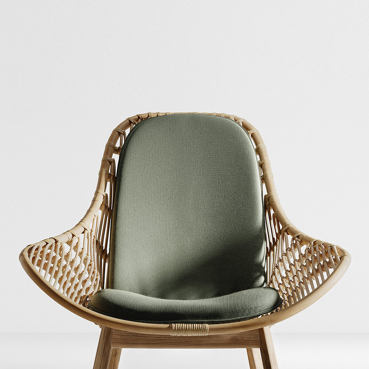 Mobile / WhiteMenu / Tou Club Armchair, desigend by Naoto Fukasawa