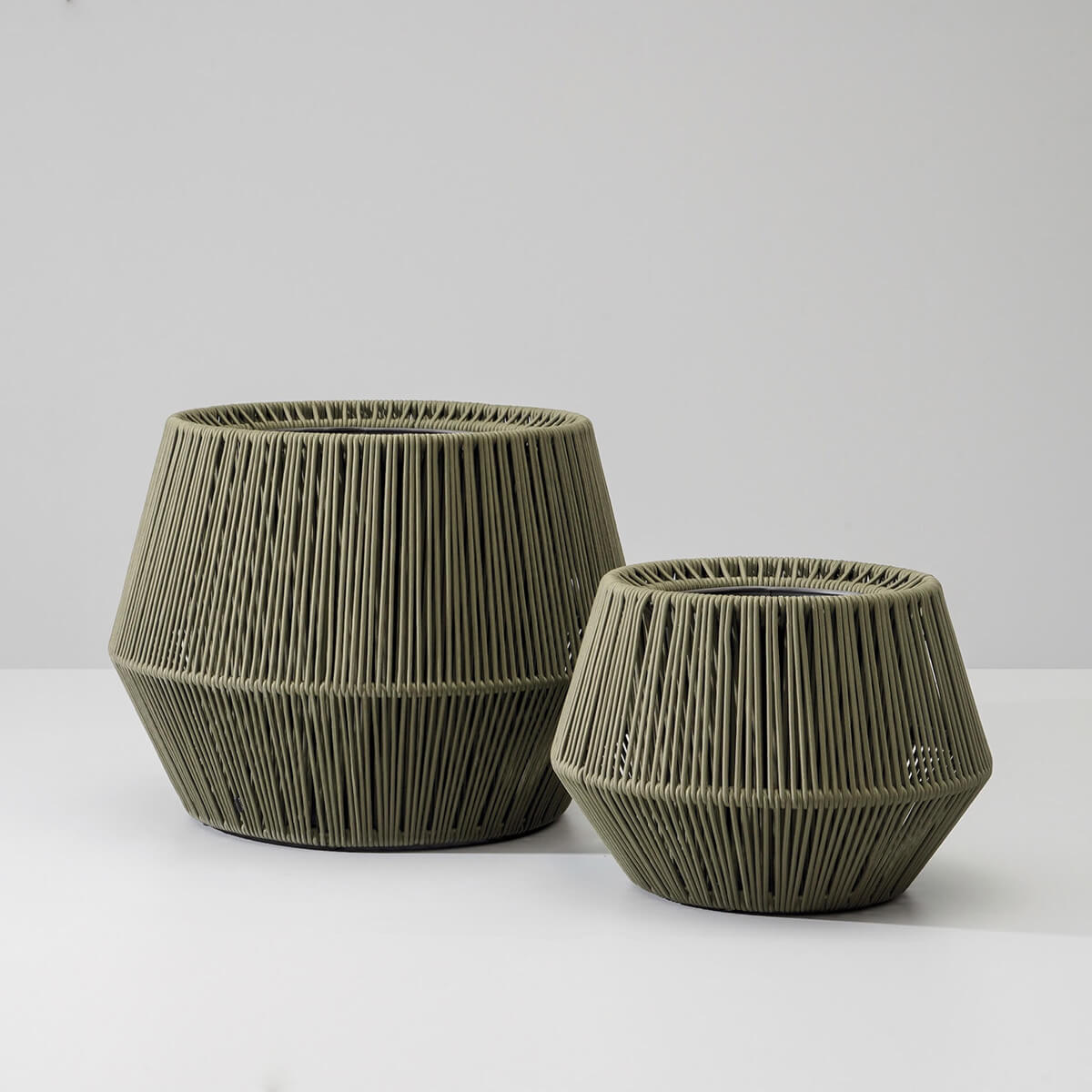 Mobile / BlackMenu / ZigZag Planters, designed by Emiliana Design Studio