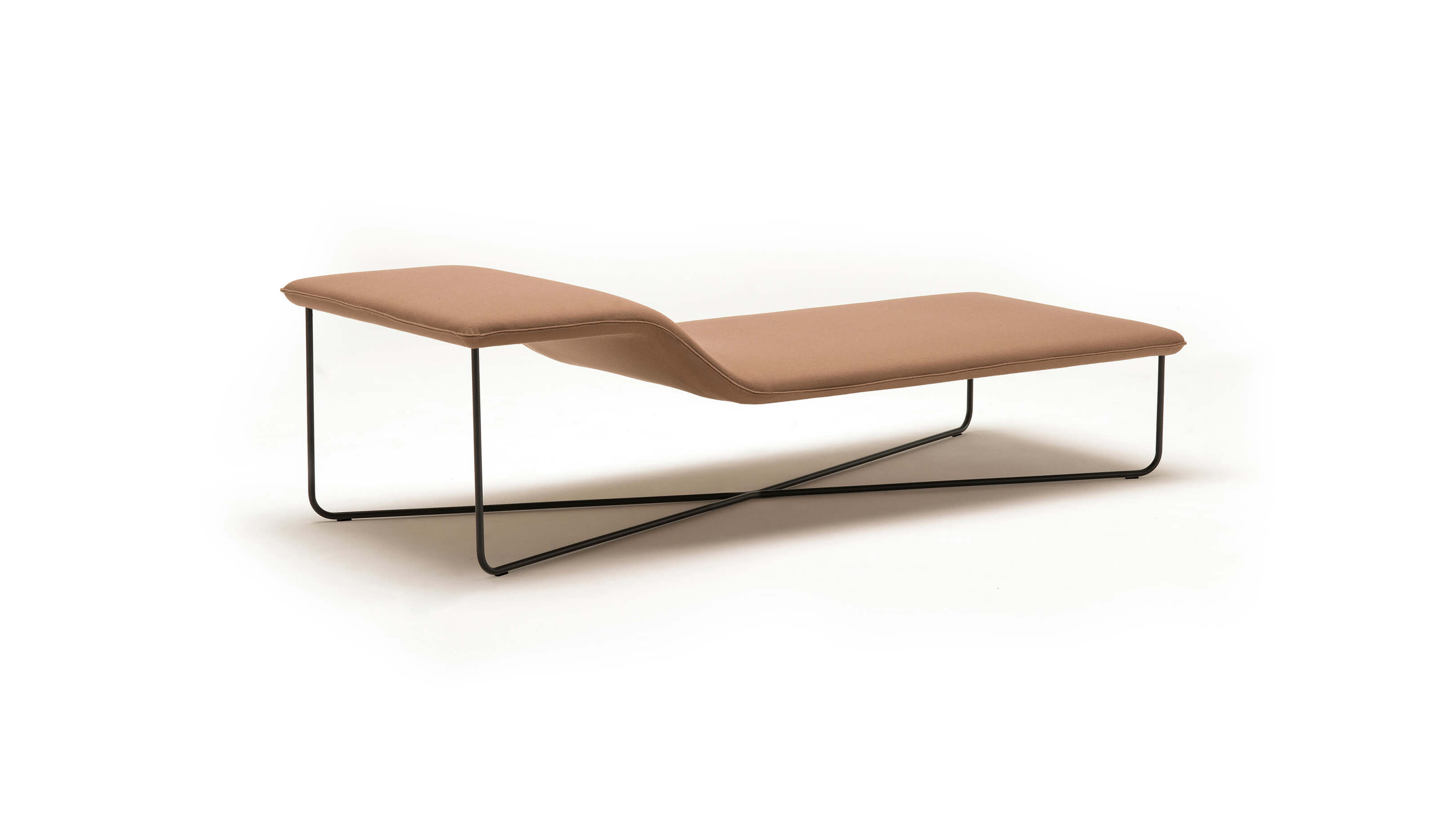 Desktop / BlackMenu / Clivio, designed by Keiji Takeuchi made by Living Divani