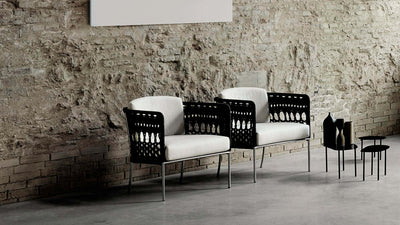 Desktop / WhiteMenu / Tombolo Armchair, designed by Piero Lissoni made by Living Divani