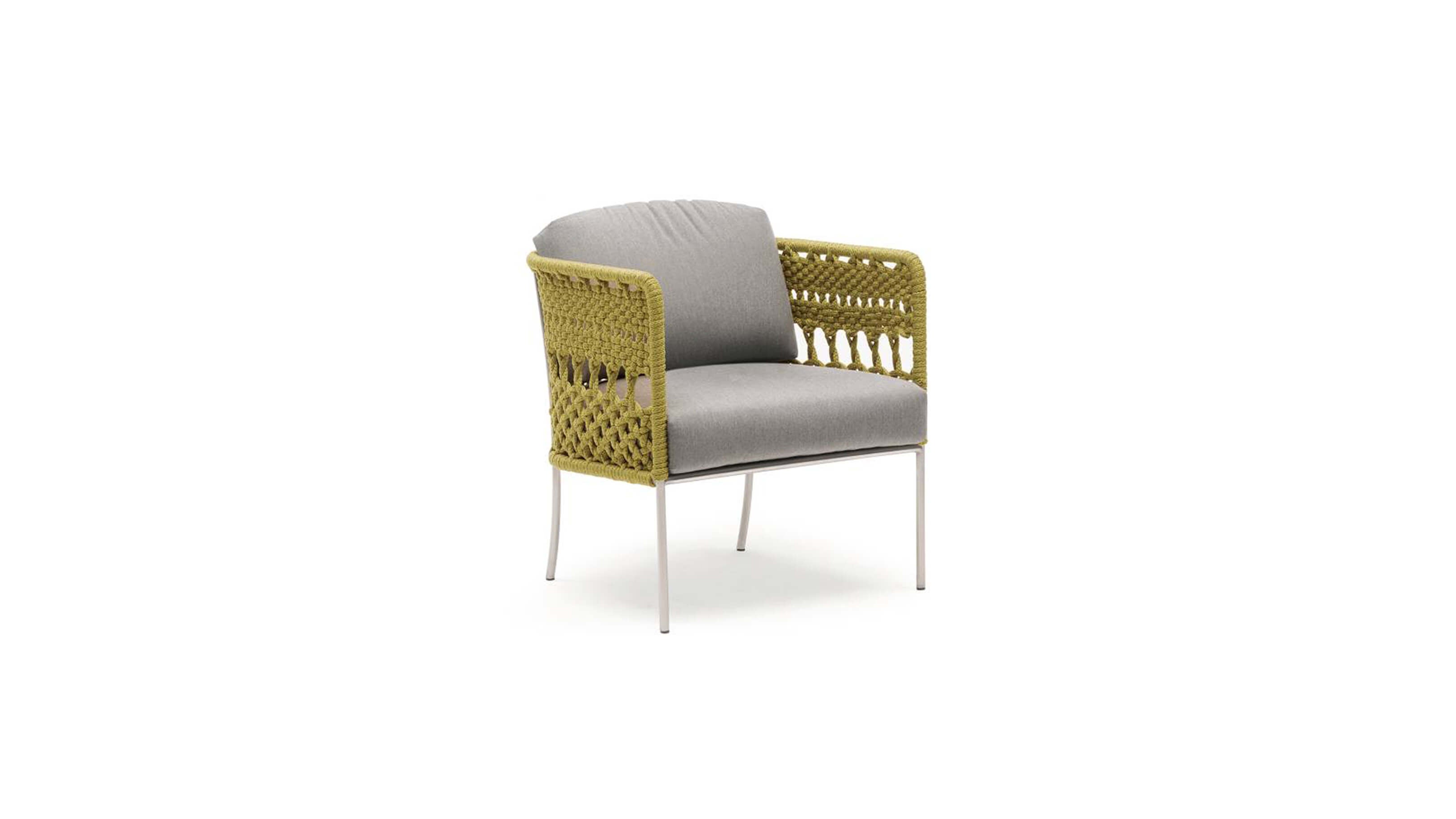Desktop / BlackMenu / Tombolo Armchair, designed by Piero Lissoni made by Living Divani