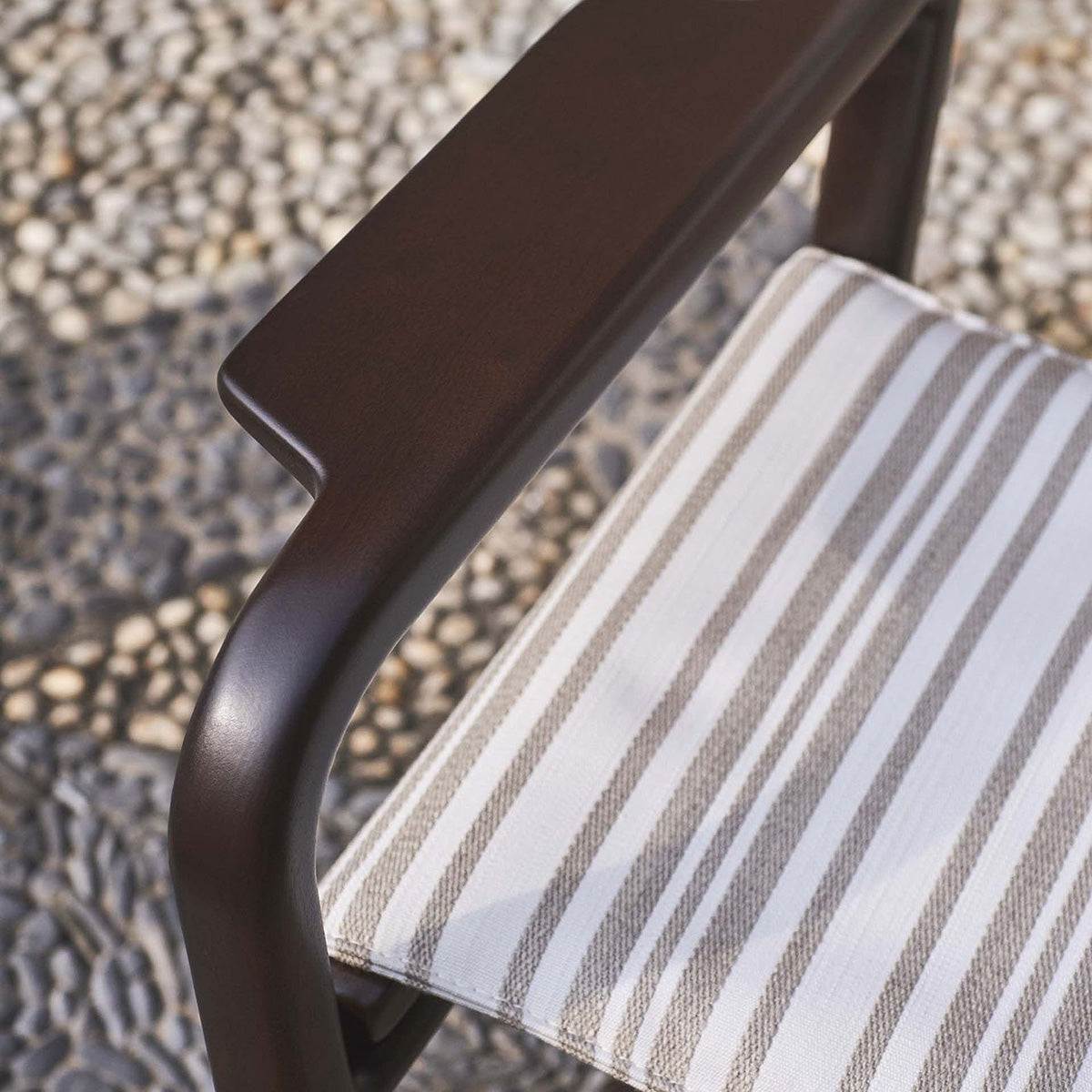 Mobile / LPIDC01 Folding Director's Chair, designed by Paola Navone for Exteta